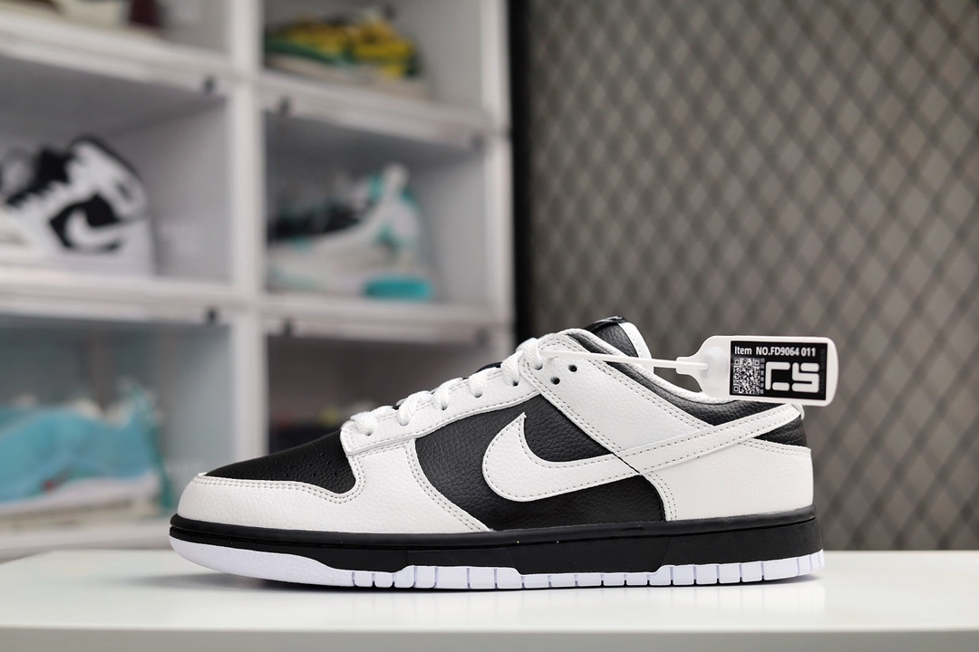 H0 CS版本 NK SB Dunk Low 白黑反转熊猫 性价比王者 极限压缩利润空间 超乎所想的高性价比 用料绝不含糊 原盒原配 正确耐磨橡胶大底 超高清洁度 全鞋零毛边皮料切割 全套原楦原模倾力打造完美版型