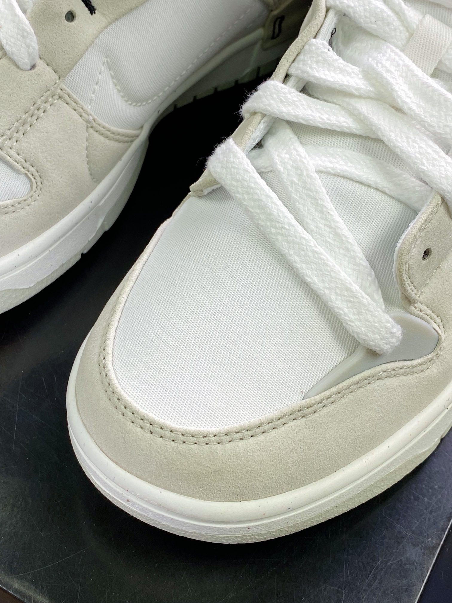 300 Wmns Dunk Low Disrupt 2"Pale Ivory"轻量扣篮DH4402-101