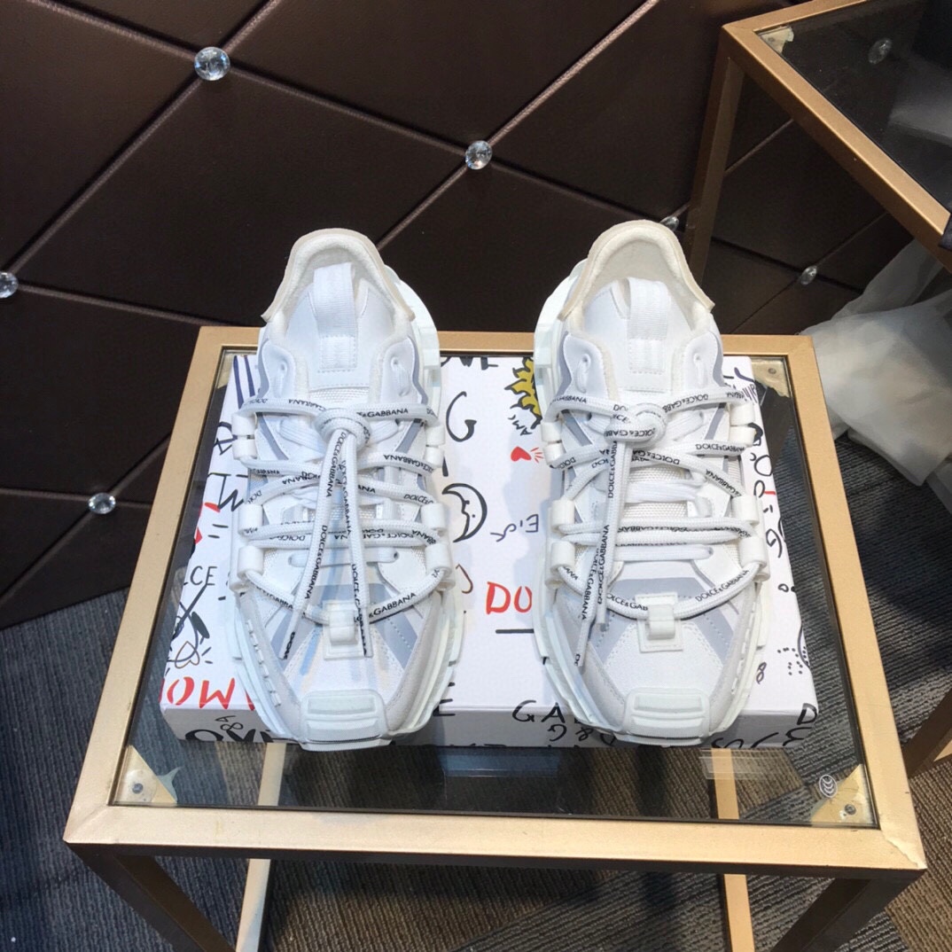 Dolce & Gabbana 杜嘉班纳爆款情侣款、2021秋冬真皮厚底拼色老爹鞋.真皮内里做工完美,码数35-45,46定做,