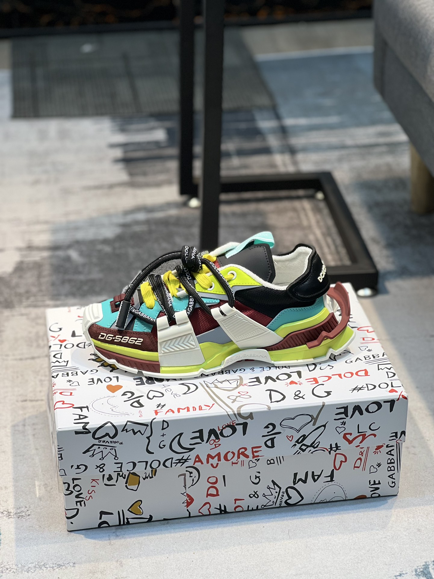 Dolce & Gabbana 杜嘉班纳爆款情侣款、2021秋冬真皮厚底拼色老爹鞋.真皮内里做工完美,码数35-45,46定做,