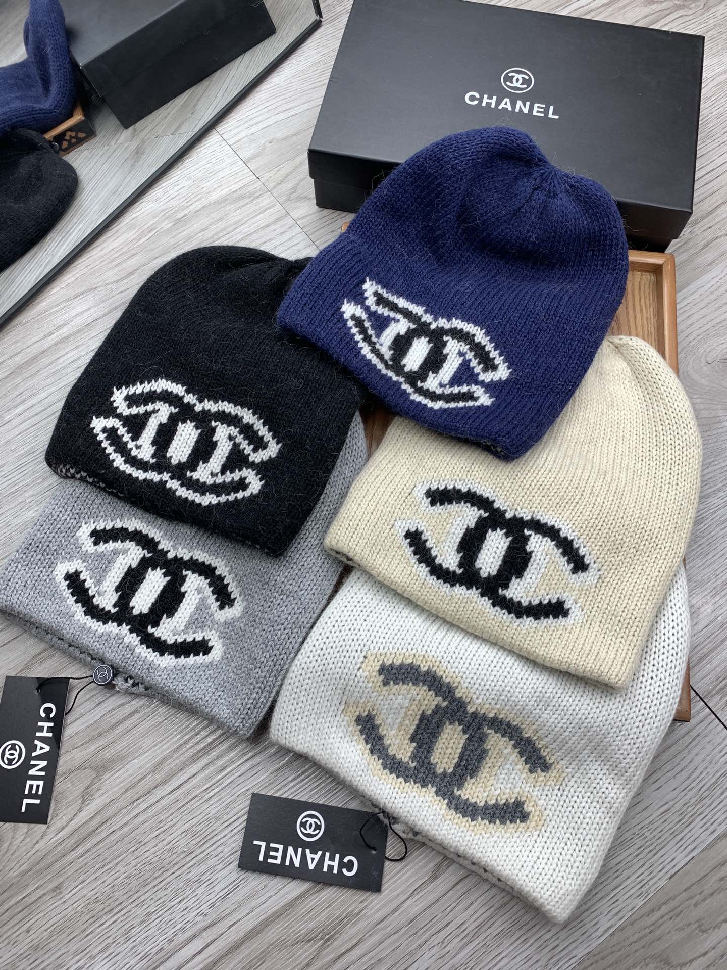 🌹。C家。【羊毛单帽】客供小羊毛！珍贵典藏的灵魂帽子！客供色纱.每个颜色都非常好看！经典！手感软腻.70