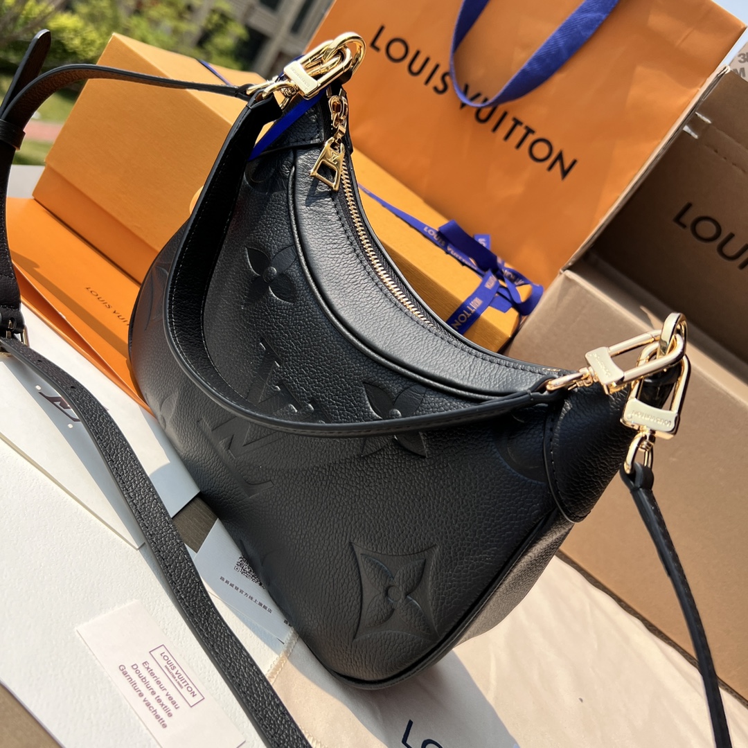 🌼m46002尺寸:22×14×9cmLV海外渠道资源特供腋下包❗️路易威登于新季伊始推出Bagatel