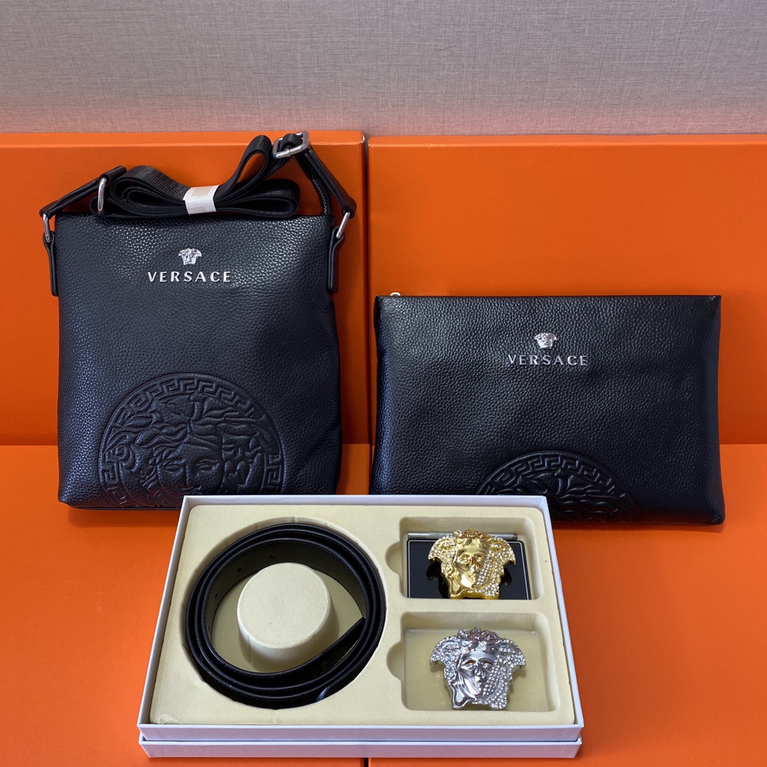 J0 Versace 范思哲  头层皮质组合礼盒包装腰带俩款包包超级组合 公文包包是很实用的选择.手提包日常是非常适合的. 双扣皮带：头层皮质带身搭配3.8cm广州原版扣 尺寸范思哲斜挎包：长20cm宽4cm高21cm\r  范思哲手提包：长25cm宽2cm高16cm