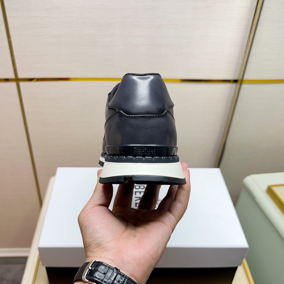 480BerlutiBerluti Men's SneakersEste zapato excepcionalmente moderno rompe moldes con un empeine de 