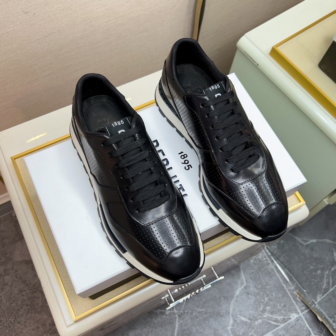 480BerlutiBerluti Men's SneakersEste zapato excepcionalmente moderno rompe moldes con un empeine de 