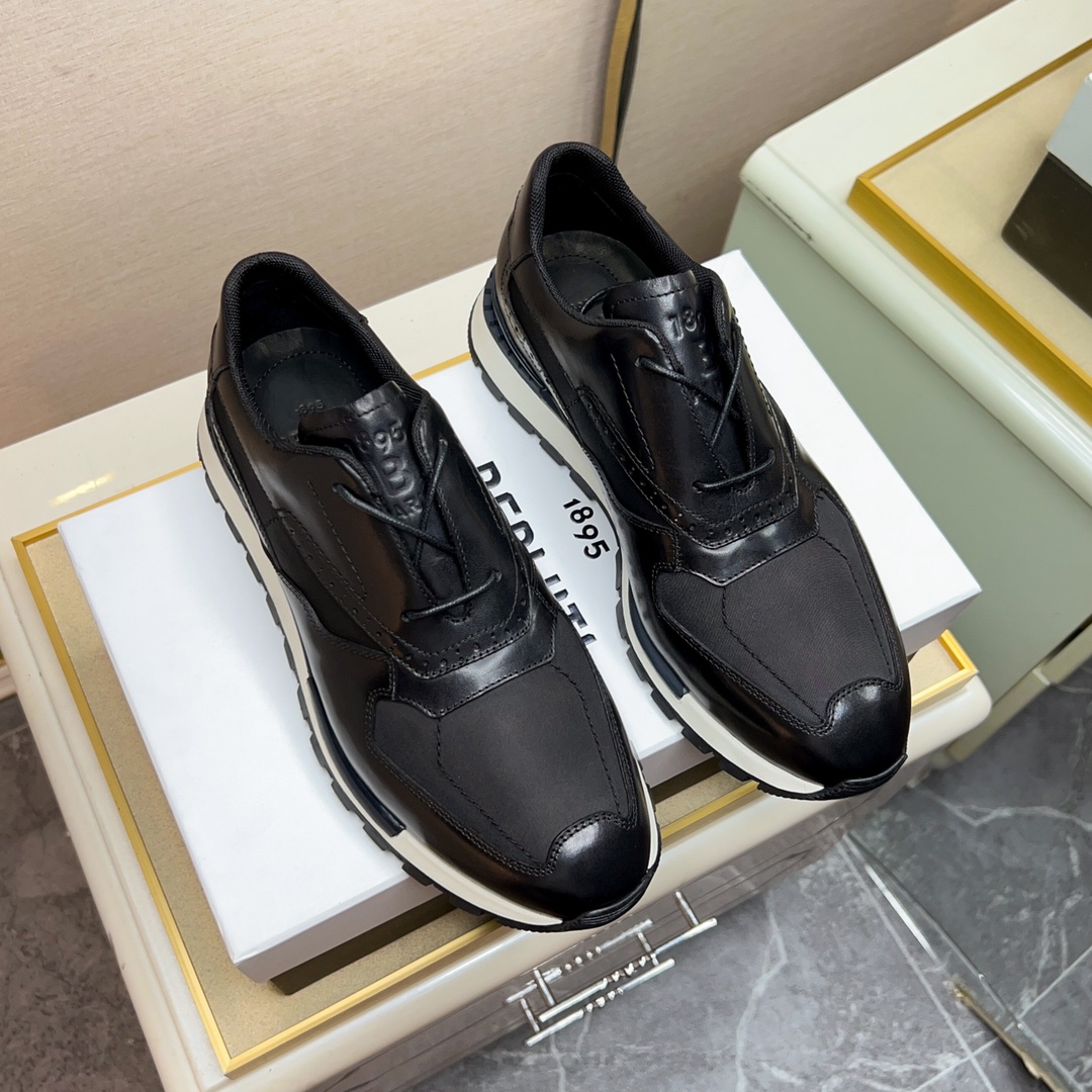 480BerlutiBerluti Men's SneakersEste zapato excepcionalmente moderno rompe moldes con un empeine de 