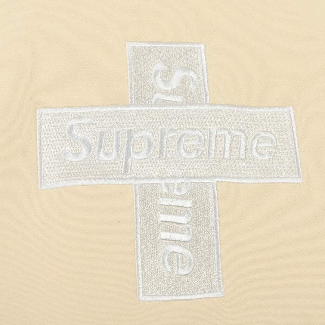 Supreme 20Fw 刺绣十字架Box Logo连帽卫衣 Supreme 年度重头戏