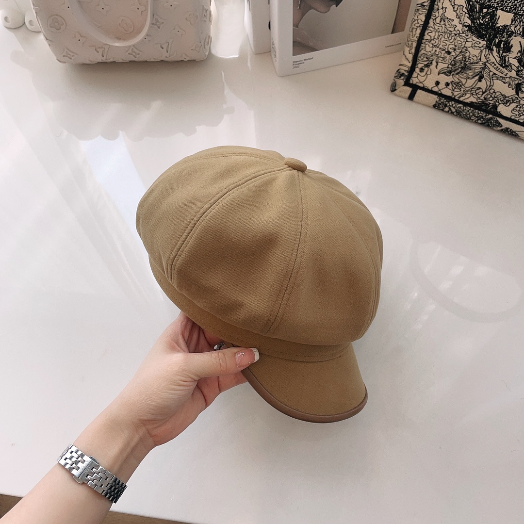 [Valentino Hats]Valentino autumn and winter octagonal capcotton sanded octa