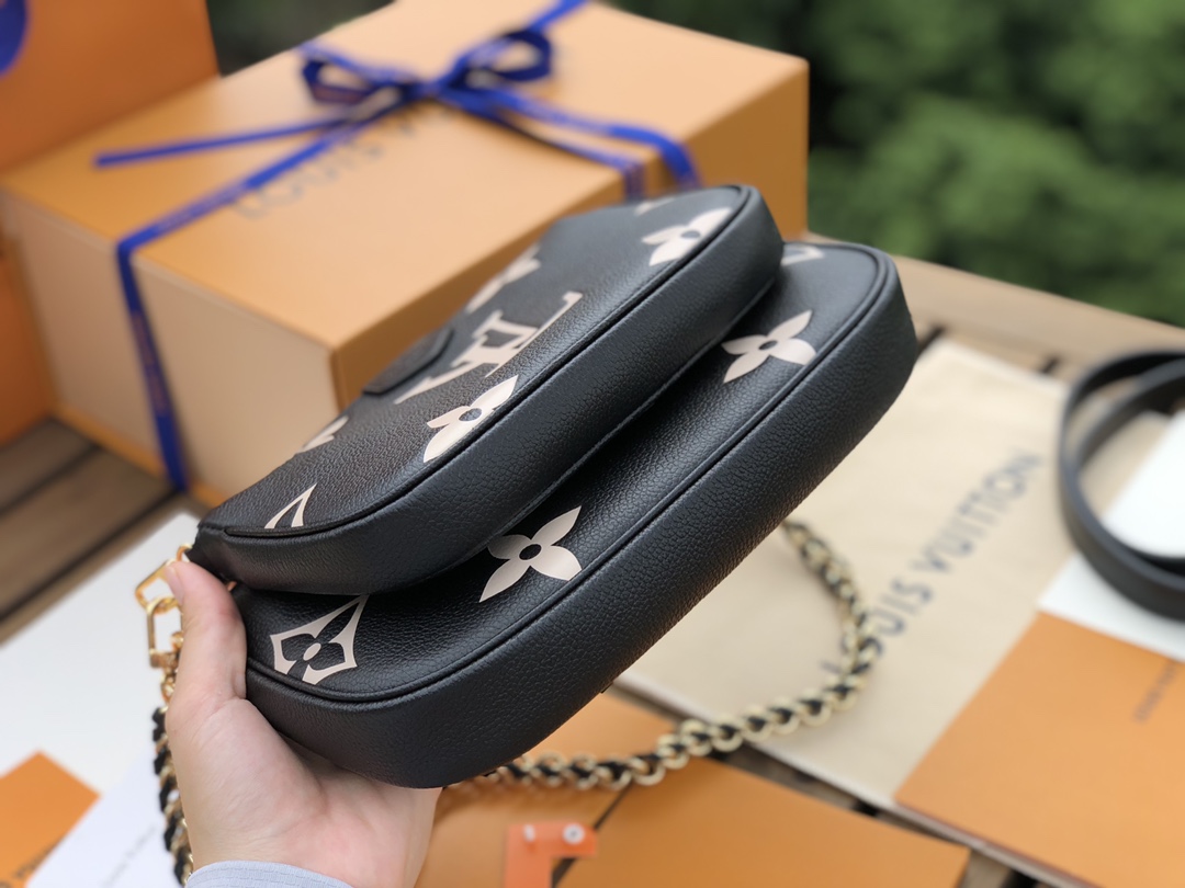 🌼 m45777尺寸25.5×14.5×4.5cm黑底白花搭配奶油色标志性图案，气质百搭海外渠道货Mul