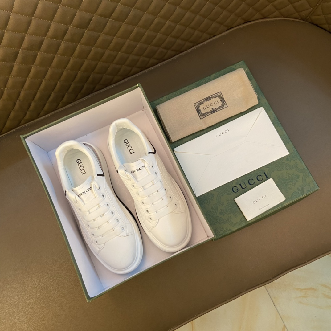 I5   Gucci  古奇 高版本潮鞋独家首发 男士2022专柜同步发售，意大利进口原版品牌精选头层柔软牛皮。羊皮内里 拒绝脱色磨脚鞋面原版电绣鞋面 原厂特供原版底， ，适合户外司机驾车出行高品质板鞋，男鞋码数 38-44 45可定做 白色 选
