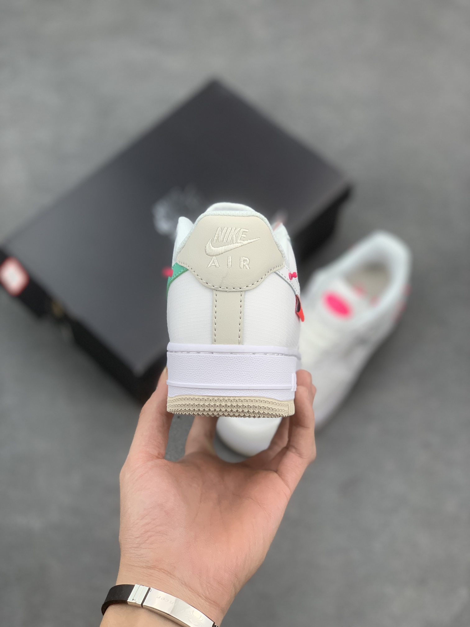 Nike Air Force 1 Low 'Chanel' White/Pink Sneakers DX6061-111 5 i1664049395 4439 3
