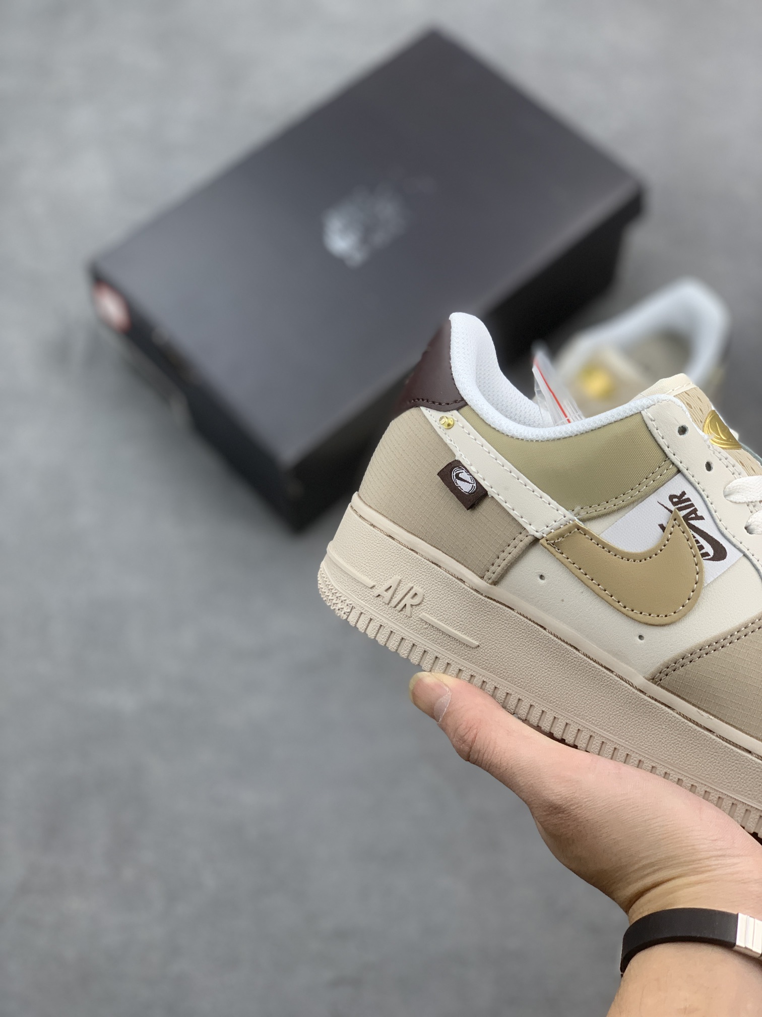 Nike Air Force 1 Low '07 Brown Casual Sneakers DX6061-122 6 i1664049479 2873 4
