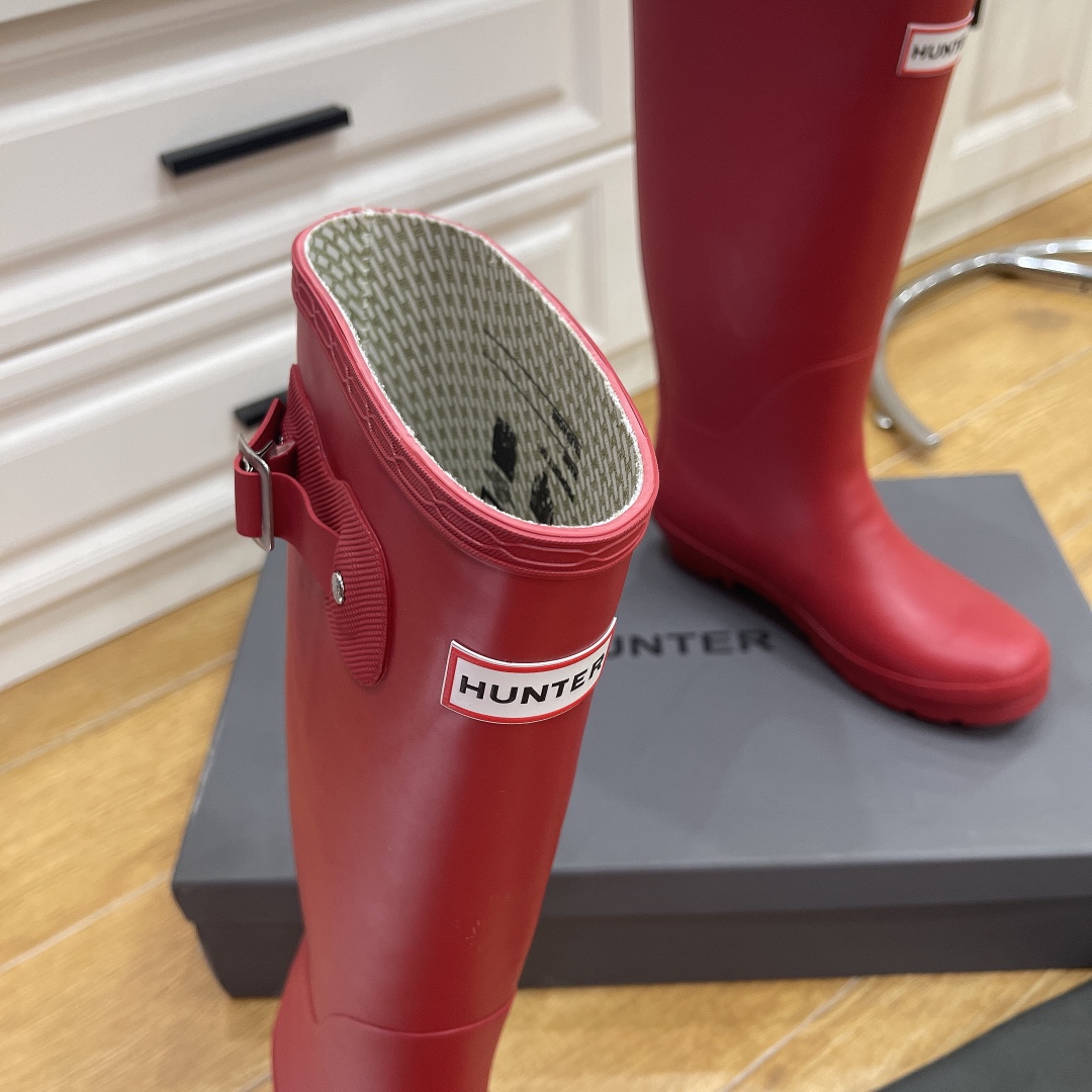 2021 British Royal Rain Boots: Stylish, Durable, and Affordable - 图片 5