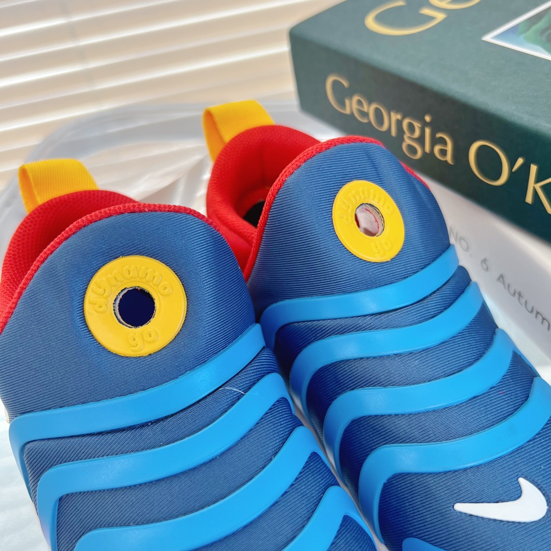 图片[6]-🔥 毛毛虫三代童鞋🐛一脚蹬很好穿脱，孩子很喜欢，柔软的泡棉鞋口，踩上去炒鸡舒服🤍🤍鞋口很贴脚 跑起步来也不担心会掉跟～推荐-选品中心