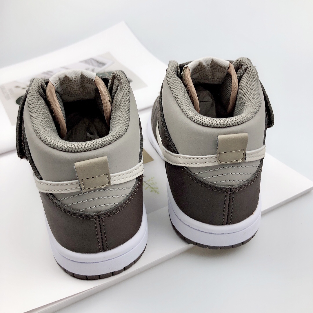 图片[6]-特价福利款 SB高帮儿童板鞋 非常高级的说！鞋底凹槽波纹设计，防滑耐磨！ 最经典，蕞火爆的篮球鞋~新增配色！ 宝妈抓紧集合！来抢啦！-选品中心