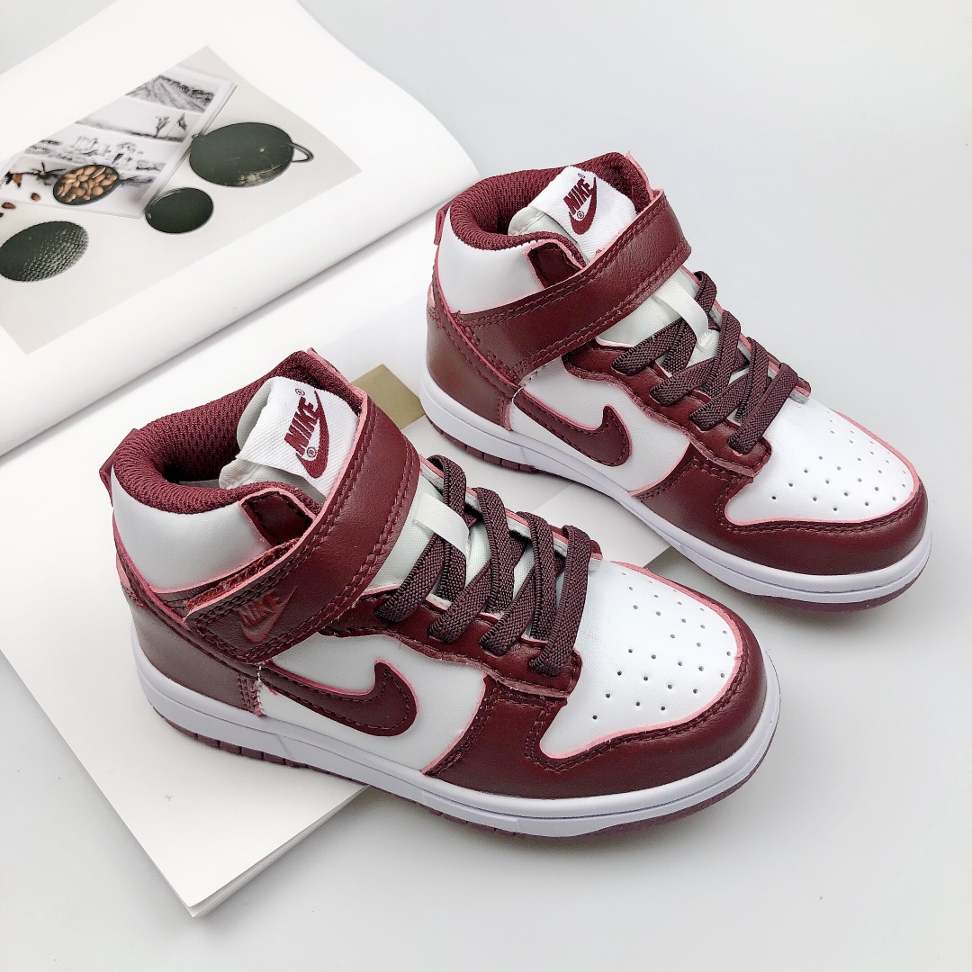 特价福利款 SB高帮儿童板鞋 非常高级的说！鞋底凹槽波纹设计，防滑耐磨！ 最经典，蕞火爆的篮球鞋~新增配色！ 宝妈抓紧集合！来抢啦！-选品中心