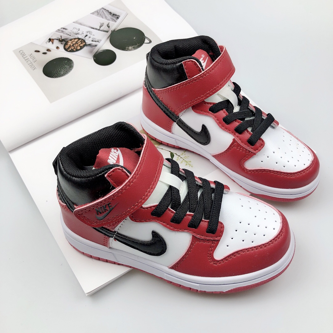 特价福利款 SB高帮儿童板鞋 非常高级的说！鞋底凹槽波纹设计，防滑耐磨！ 最经典，蕞火爆的篮球鞋~新增配色！ 宝妈抓紧集合！来抢啦！-选品中心