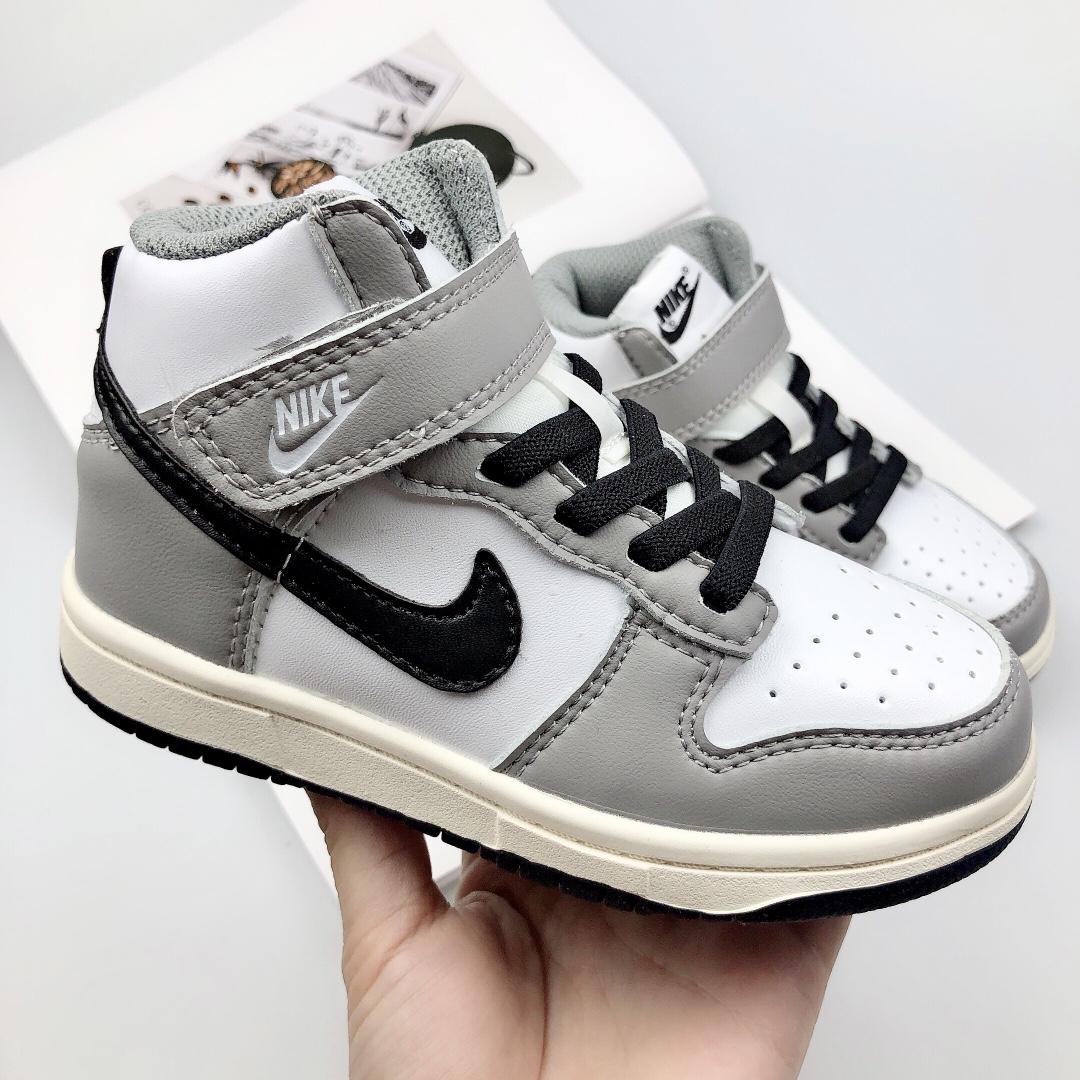 图片[5]-特价福利款 SB高帮儿童板鞋 非常高级的说！鞋底凹槽波纹设计，防滑耐磨！ 最经典，蕞火爆的篮球鞋~新增配色！ 宝妈抓紧集合！来抢啦！-选品中心