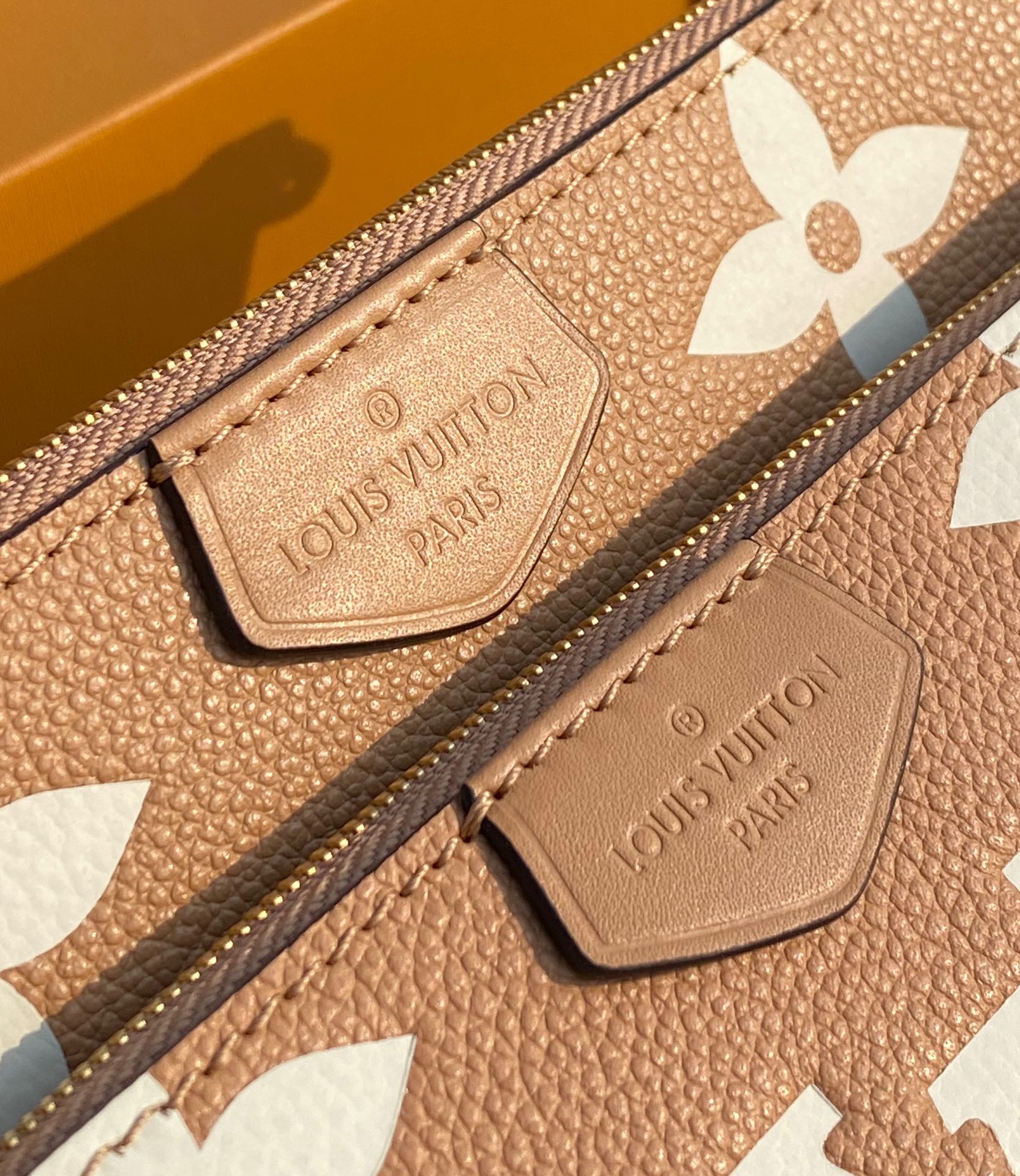 🌼 m45983尺寸25.5×14.5×4.5cm 渠道保障 入秋第一杯焦糖拿铁心LVMuti 🌼Poc