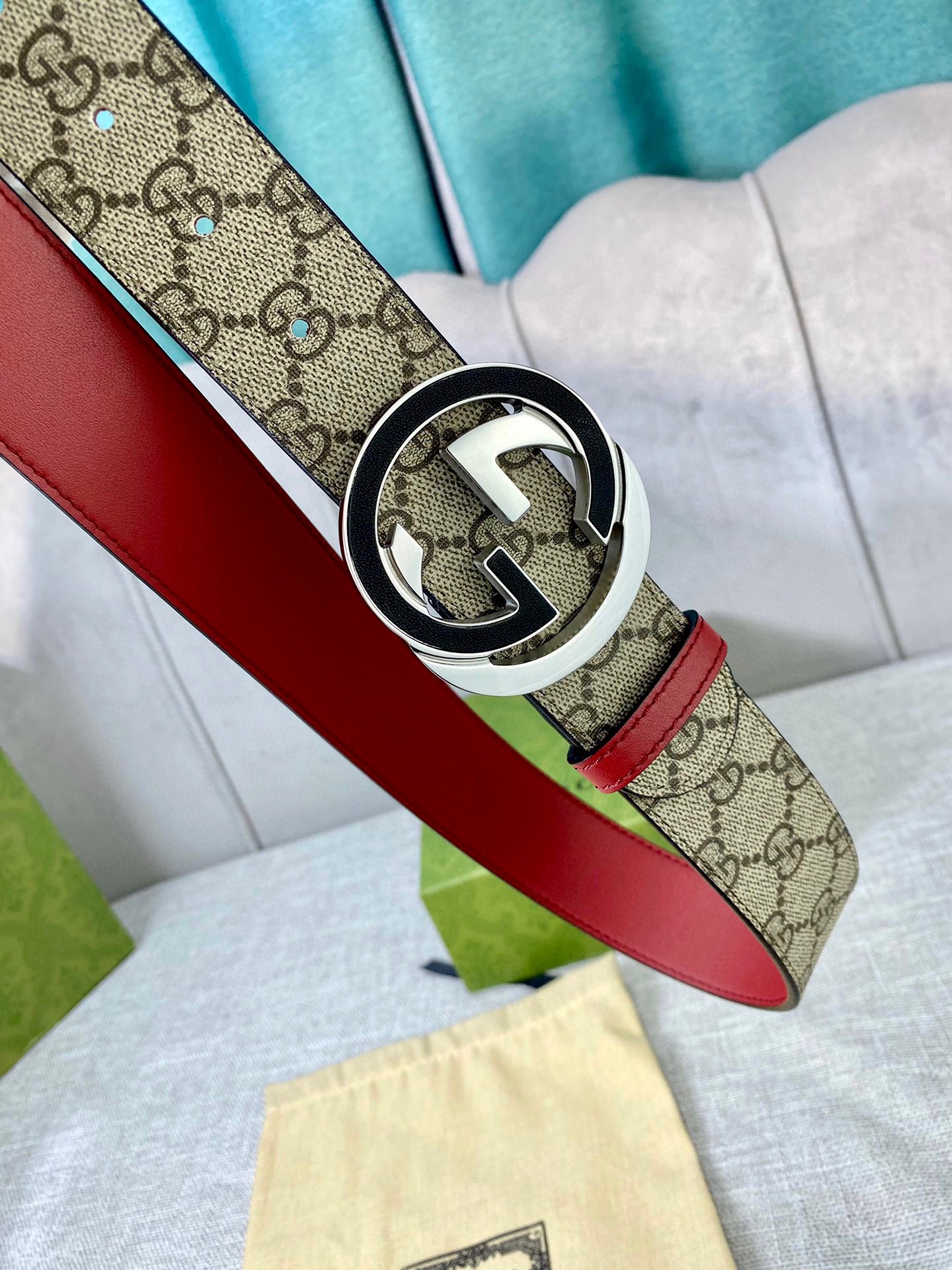 宽度4.0cmgucci双面腰带一侧