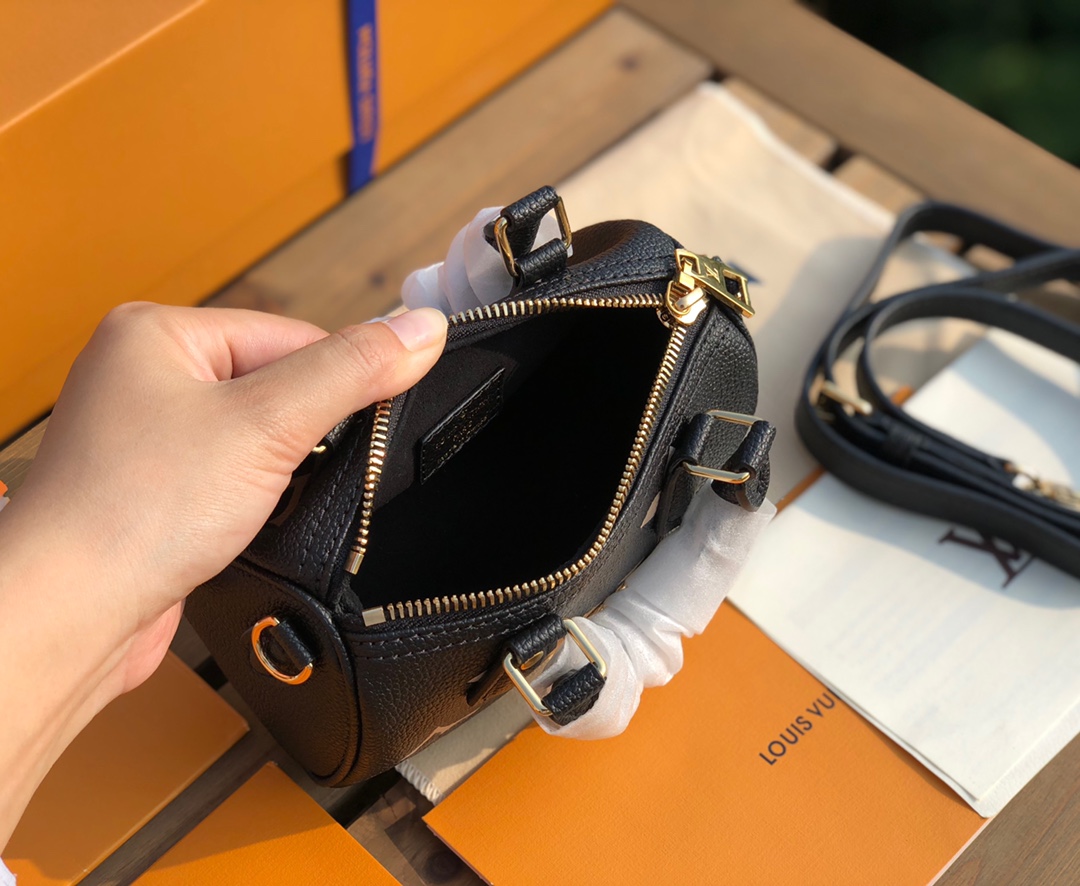 🌼 m81456尺寸16*11*9cm海外渠道特供 Lv新款一波接一波，出得非常多了，速度拉满!看得人眼