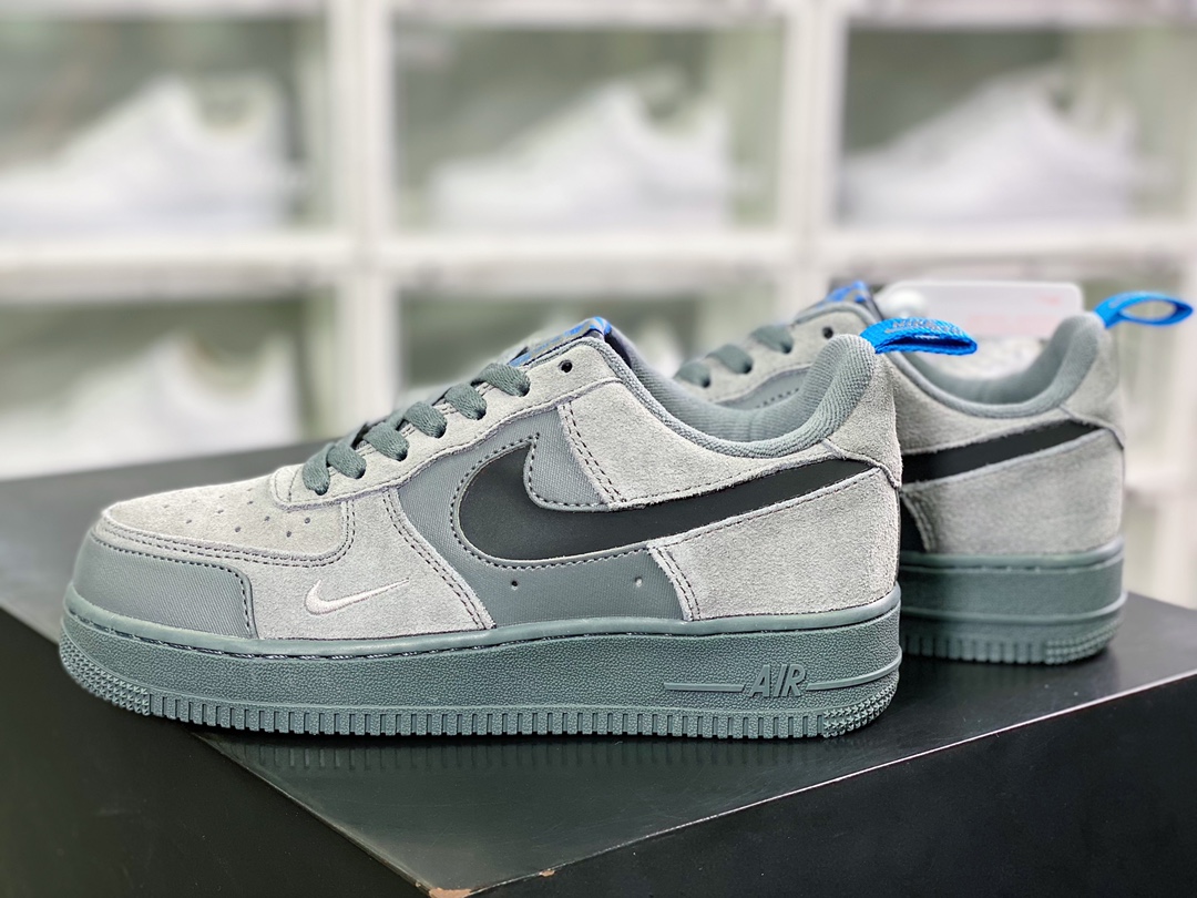 240 Air Force 1 ′07 Low Premium”Cut Out Swoosh/Grey”空军一号DO6709-002