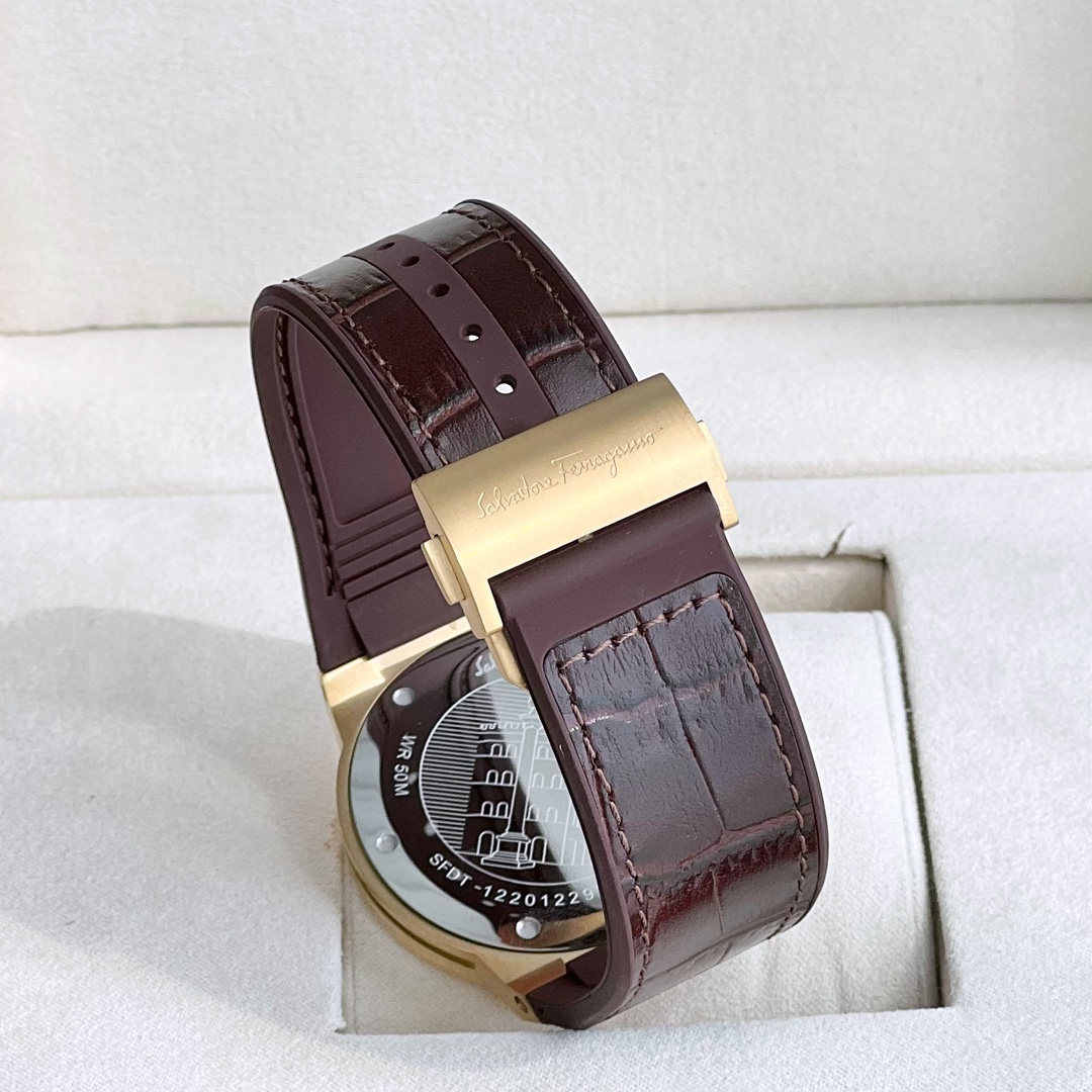 Ferragamo F-80 Slim Series Men’s Watch: Elegant Fashion with Swiss Precision - 图片 8