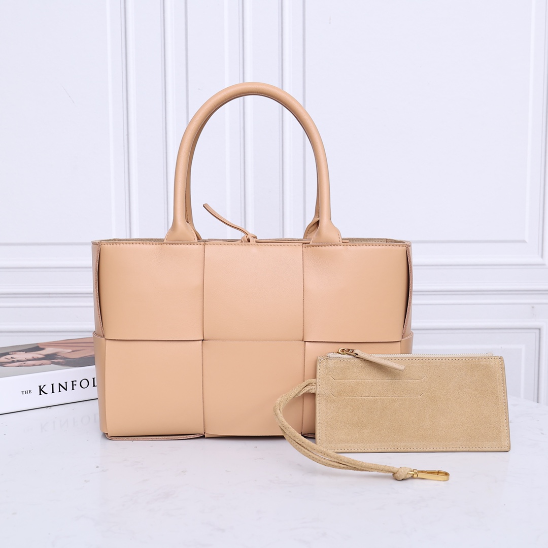 Bottega Veneta Intrecciato Tote Bag Small Almond