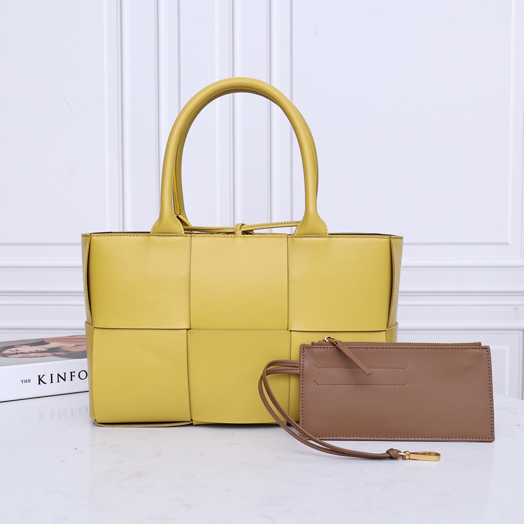 Bottega Veneta SLIP 托特手袋 超大編織 小號