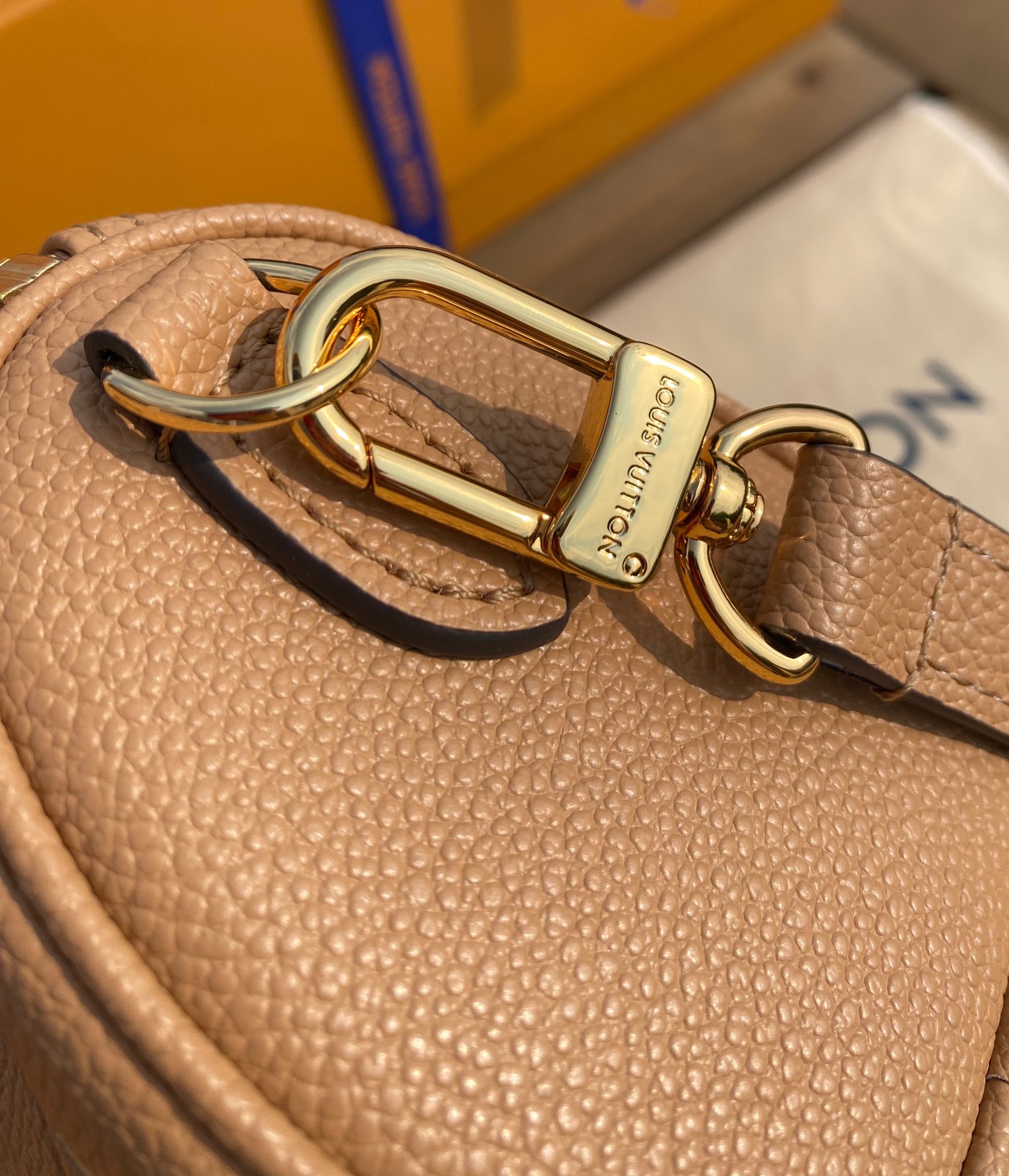 🌼 m81457尺寸16*11*9cmLv nano s🌼Peedy2022年秋冬新款来了~~炒鸡治愈的