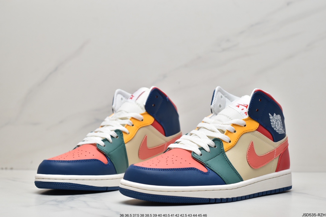 200 Air Jordan 1 Mid ”Multi-Color” 多色拼接这款中帮DN3738-400