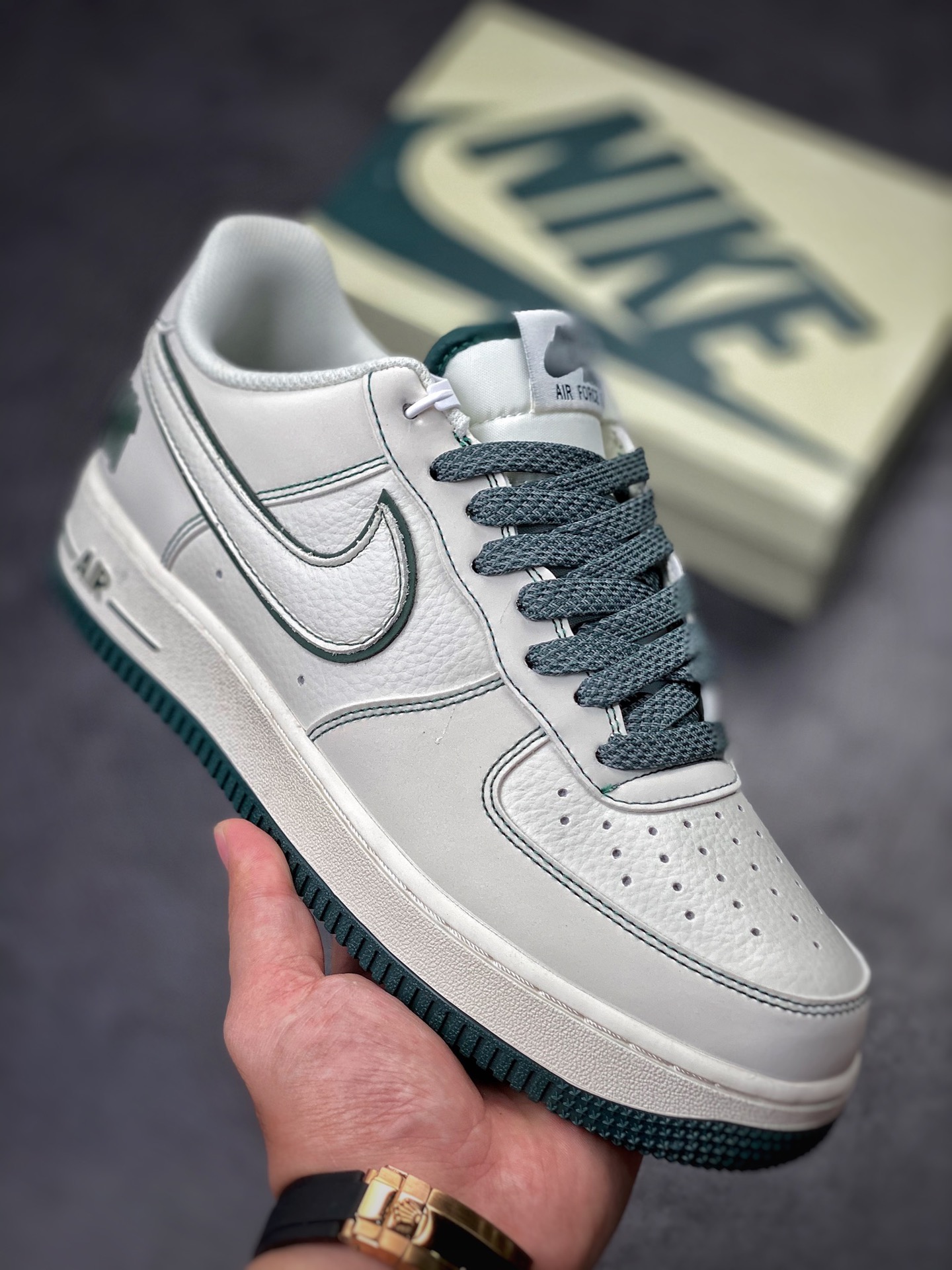 240 Nike Air Force 1 Low 07 米绿反光 UN3699-066