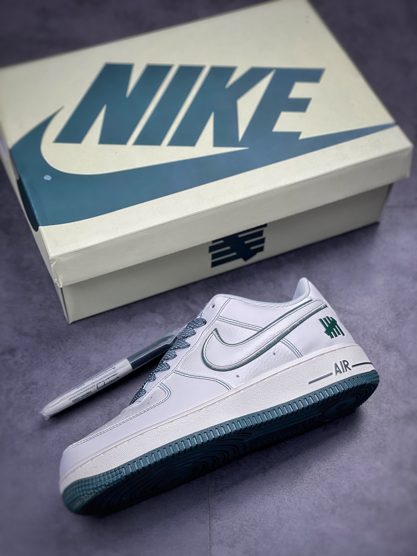 240 Nike Air Force 1 Low 07 米绿反光 UN3699-066