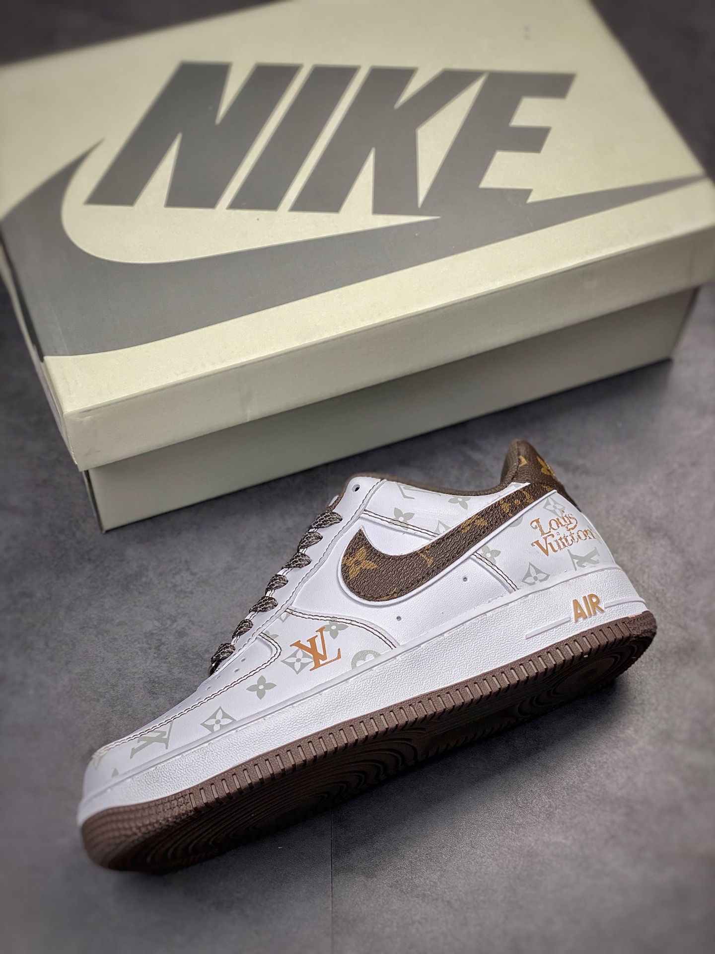 260 Nike Air Force 1 Low 07 LV联名 BS8805-601