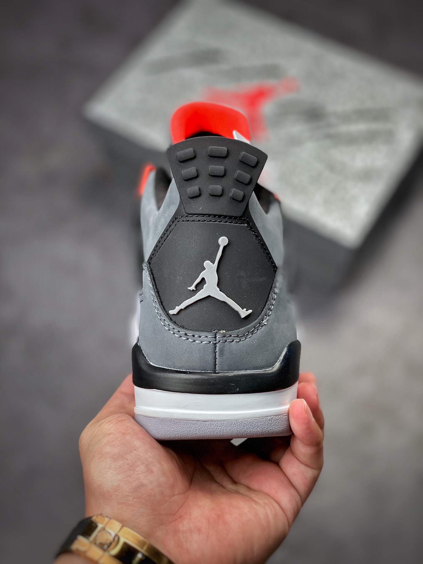 240 Air Jordan 4 Retro 黑灰红外线 DH6927-061