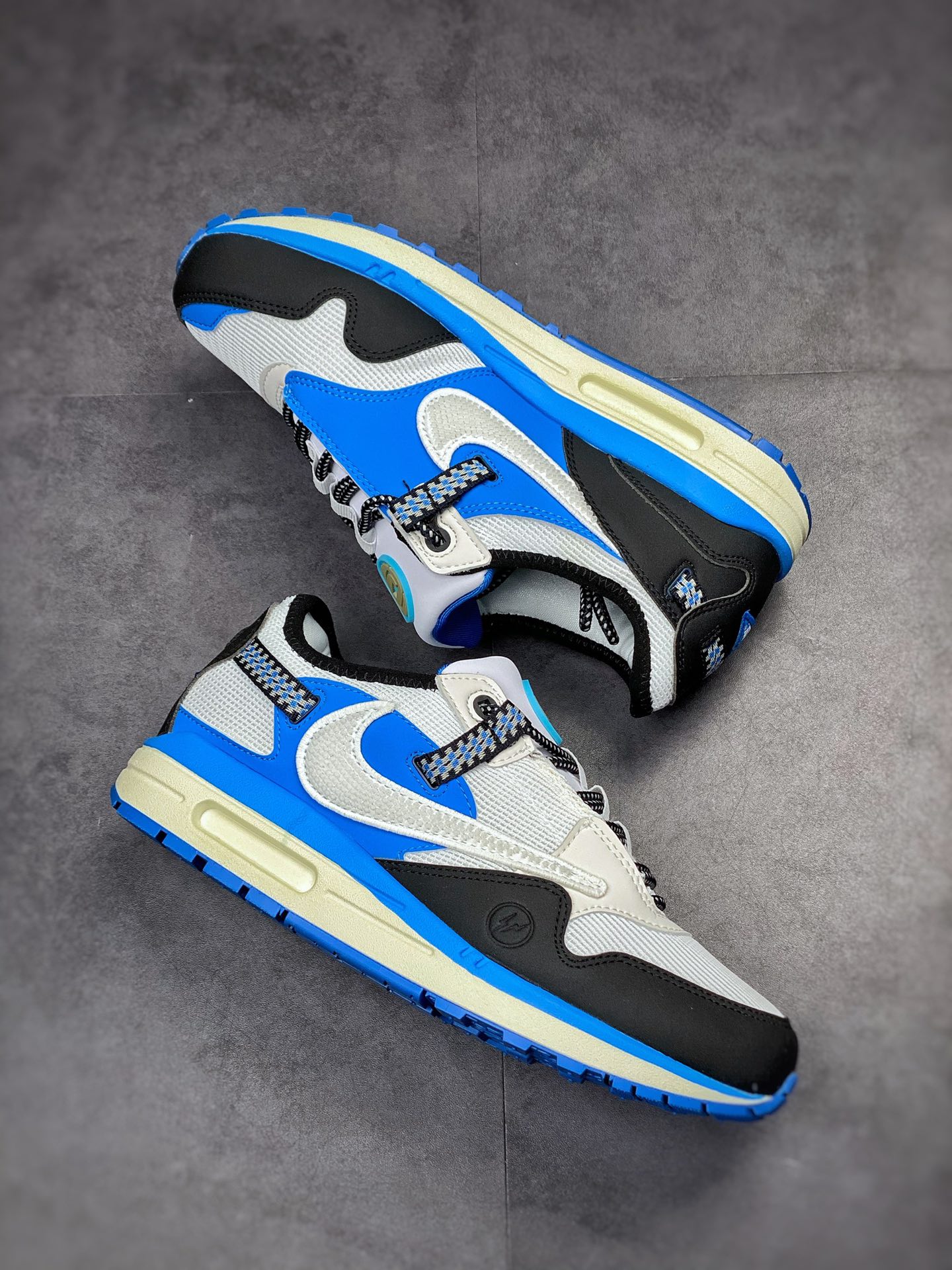240 Travis Scott x Nike Air Max 1 重磅联名 DO9392-500
