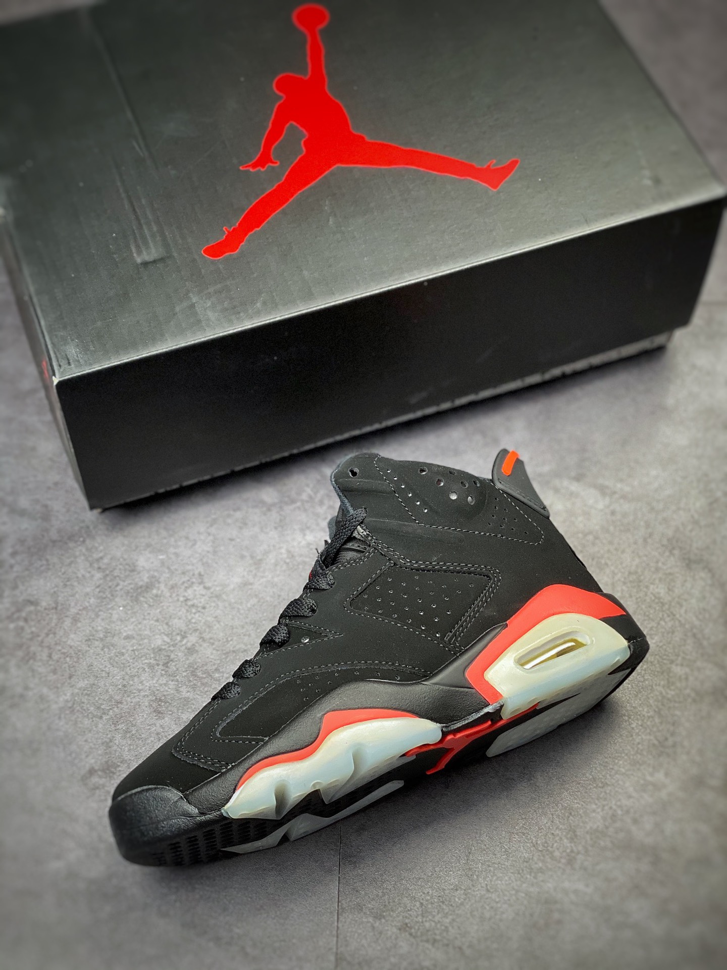 240 Air Jordan 6 ”Black Infrared” 红外线 黑红 384664-060