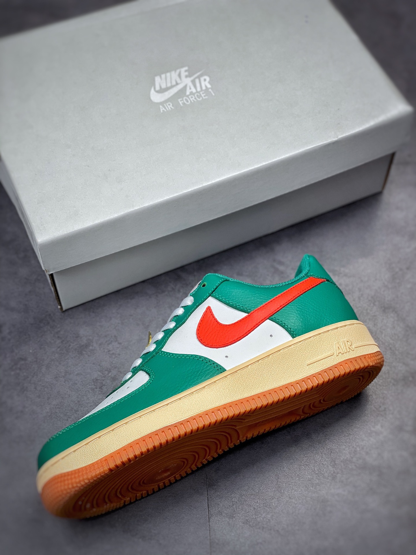 200 Nike Air Force 1 Low 07 白绿红 CJ9179-201