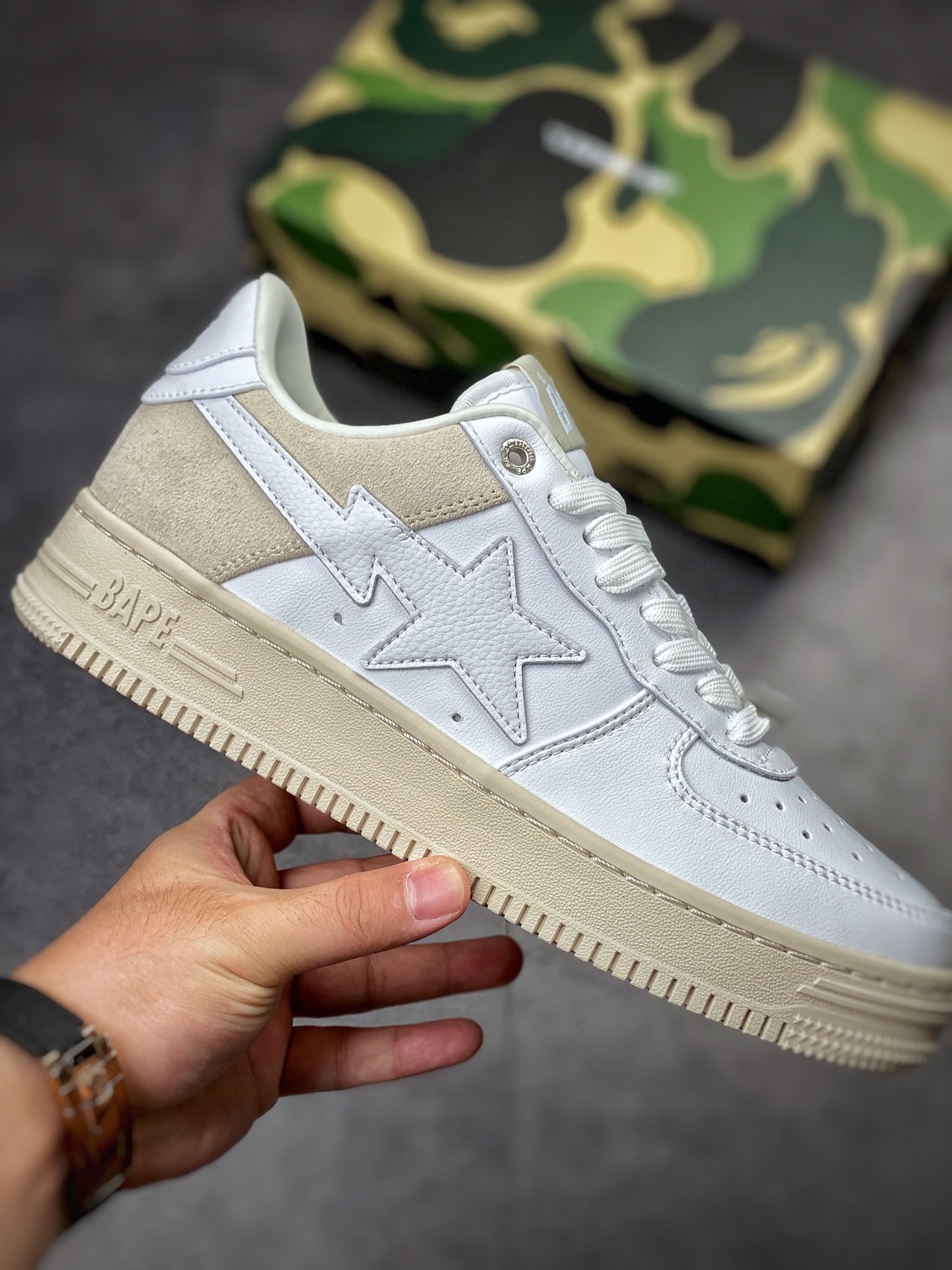 Bape Sta To Low star with the same style ape head classic low top sports and leisure sneakers