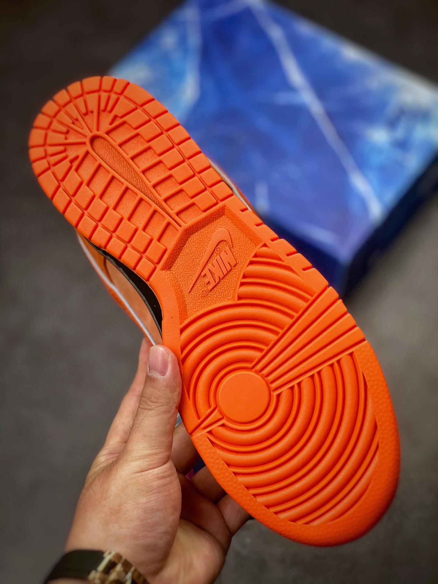 400 波士顿知名鞋店重磅联名 Concepts x Nike SB Dunk Low ”Orange Lobster” 橙龙虾 FD8776-800