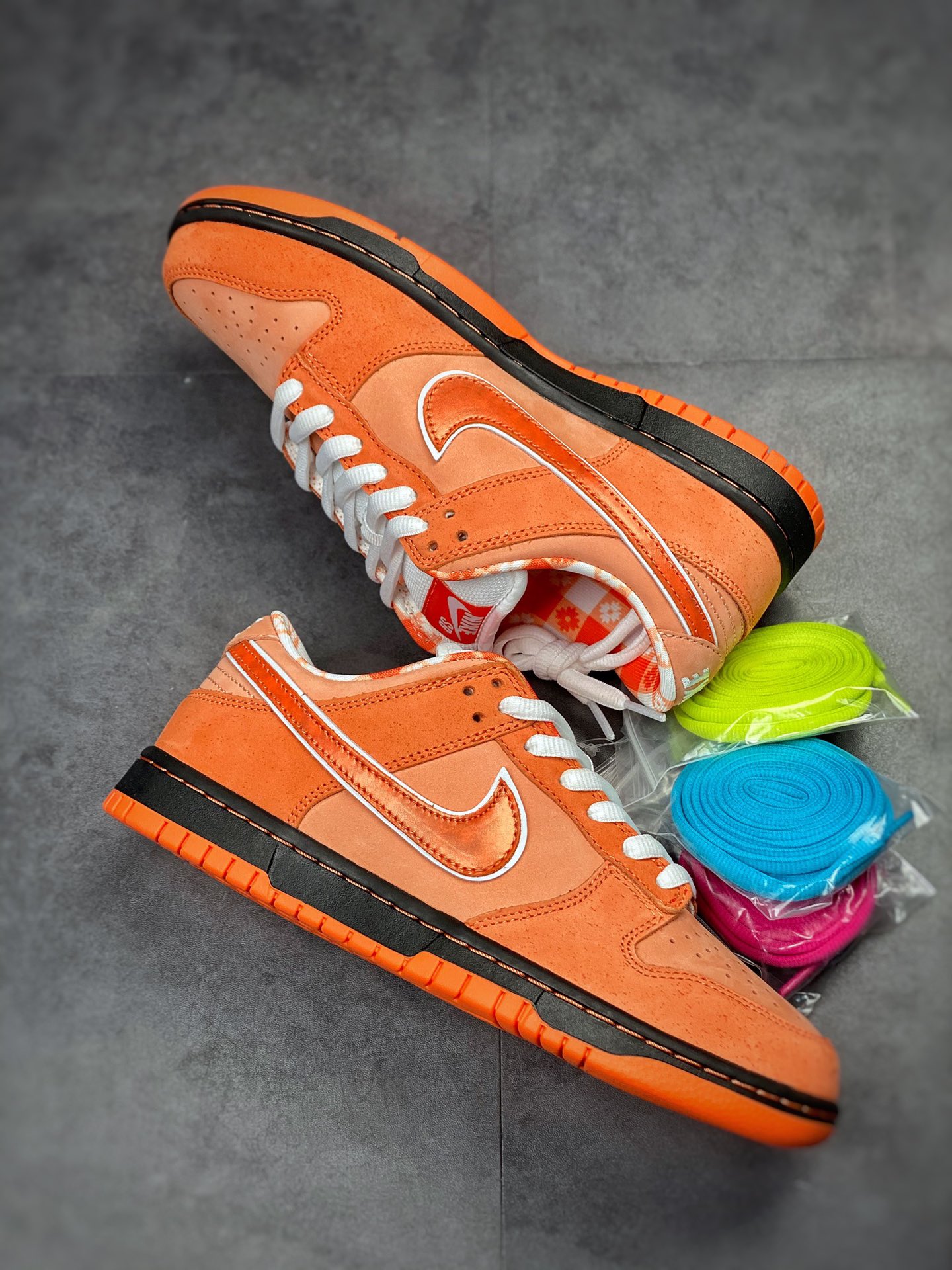 400 波士顿知名鞋店重磅联名 Concepts x Nike SB Dunk Low ”Orange Lobster” 橙龙虾 FD8776-800