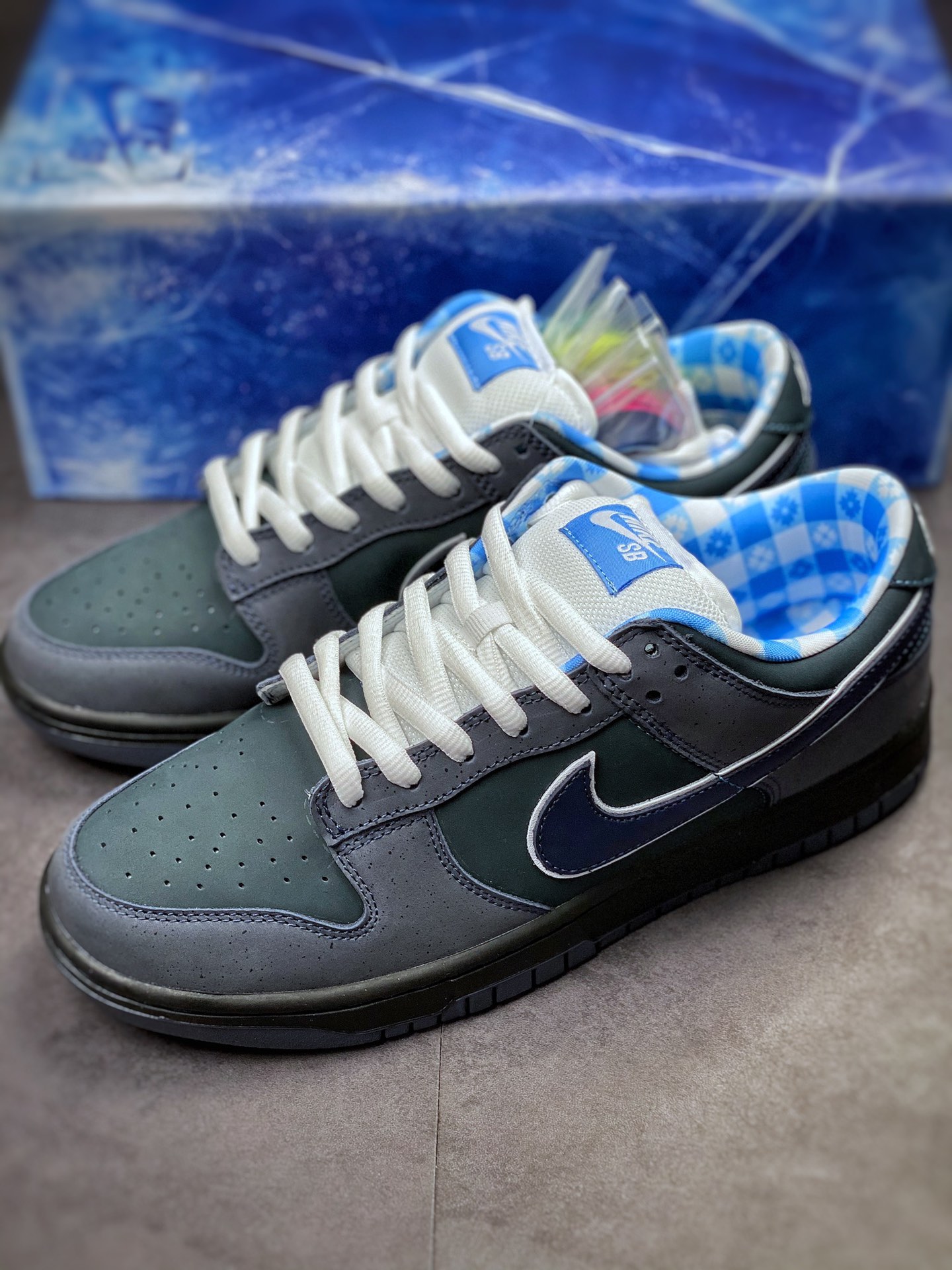 400 波士顿知名鞋店重磅联名 Concepts x Nike SB Dunk Low ”Blue Lobster” 蓝龙虾 313170-342