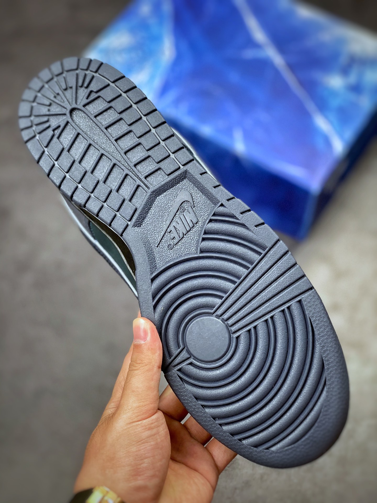 400 波士顿知名鞋店重磅联名 Concepts x Nike SB Dunk Low ”Blue Lobster” 蓝龙虾 313170-342