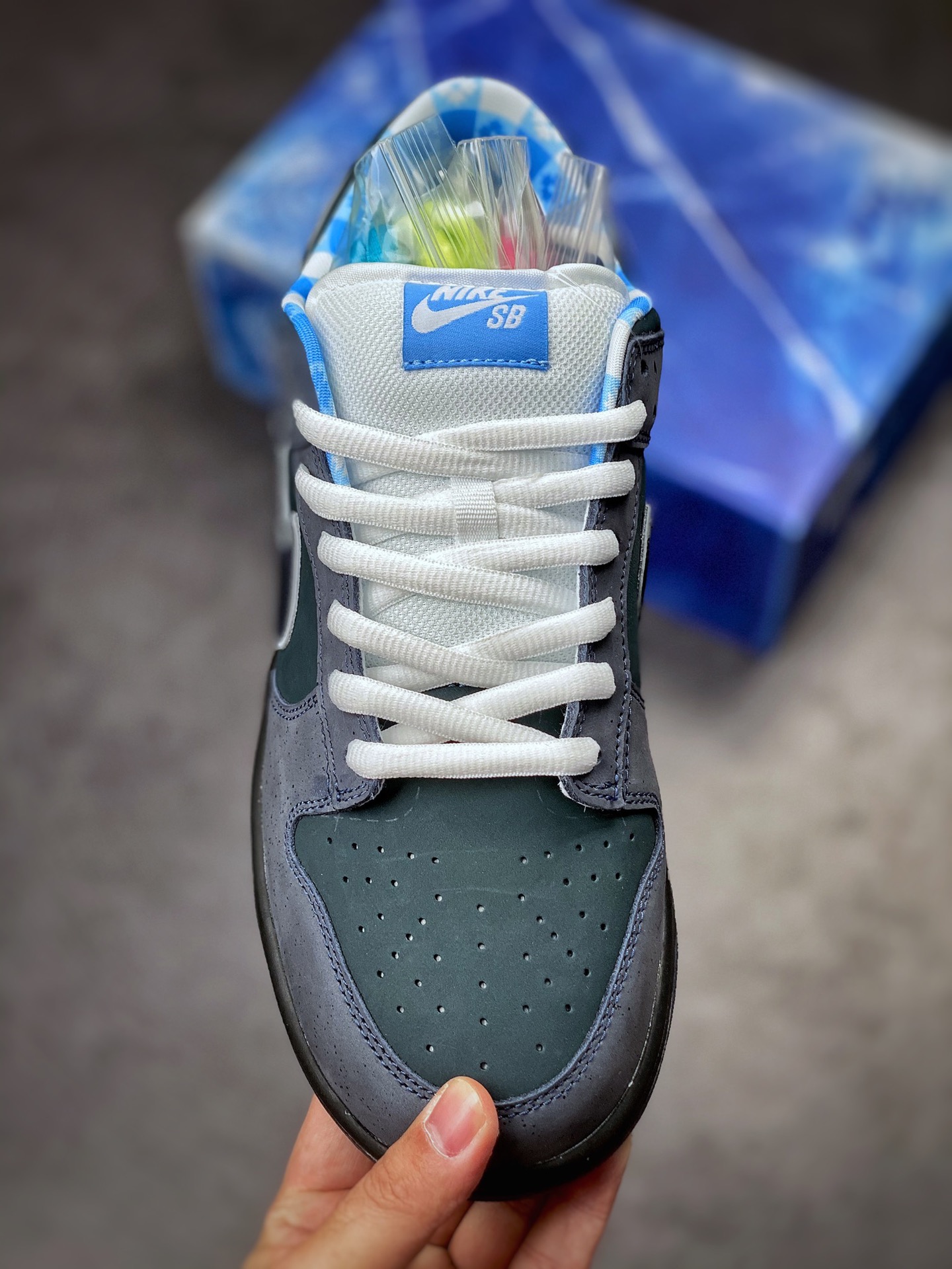 400 波士顿知名鞋店重磅联名 Concepts x Nike SB Dunk Low ”Blue Lobster” 蓝龙虾 313170-342