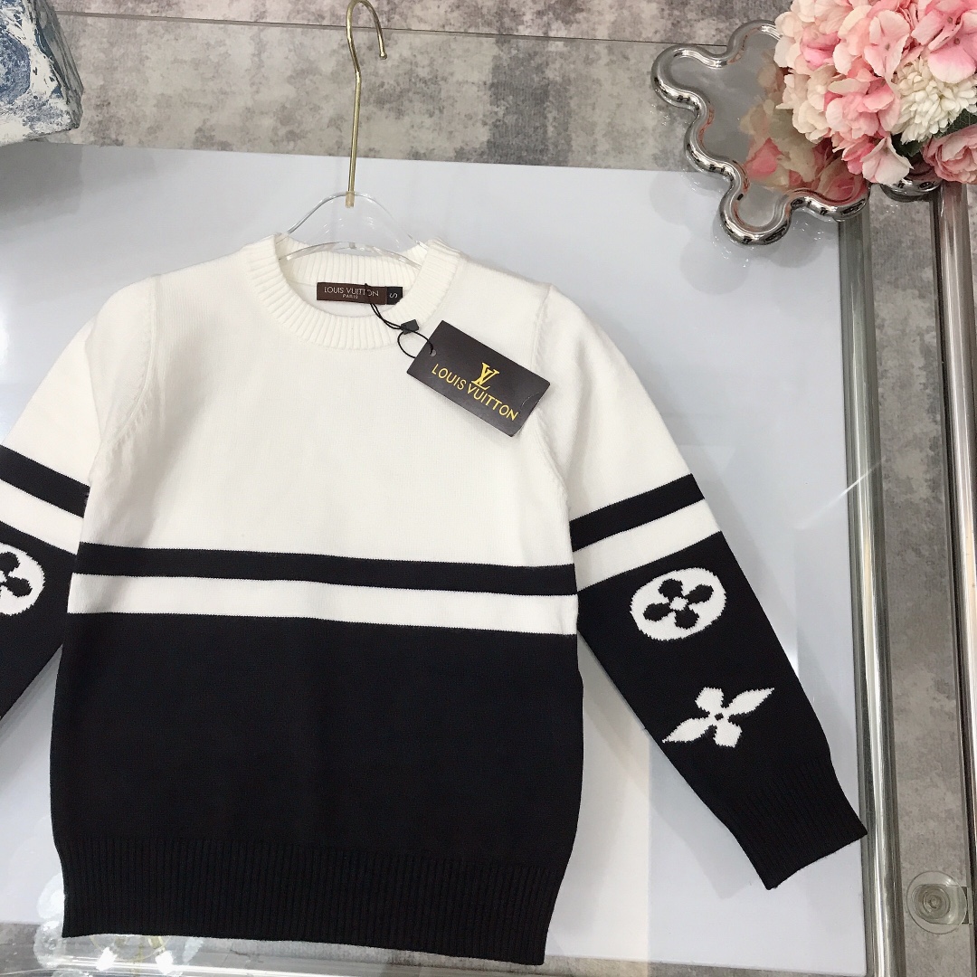 “High-Quality Rabbit-Flushed Sweaters: Modern, Comfy, Fall/Winter, Various Sizes” - 图片 3