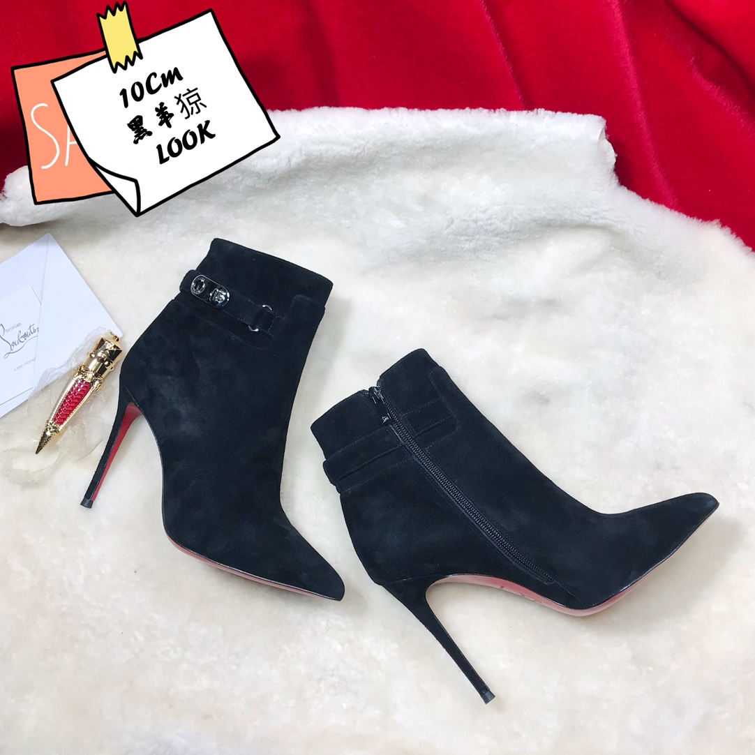 NO:336953,High-end customized autumn and winter boot series!  H10Cm, size 34-43. Private mold trademark zipper. 902-021 black tire cashmere, sheepskin lining, leather large styling, official website synchronization. 6-inch boots. Standard European size Reference:902-021 Color:black Material:veau velours Lining:goat leather Heel height:10Cm Sole:leather sole Size:EUR 34-43 (US 4-11):,,christian louboutin,boots,sheepskin19860909高端订制 秋冬靴系列！ H10Cm,尺码34-43码.私模商标拉链 .902-021黑胎羊绒,羊皮里,真皮大厎,官网同步.6寸靴 标准欧码 Reference:902-021 Color:black Material:veau velours Lining:goat leather Heel heigh:10Cm Sole:leather sole Size:EUR 34－43（US 4一11) :,,christian louboutin,boots,sheepskin,Women's Shoes