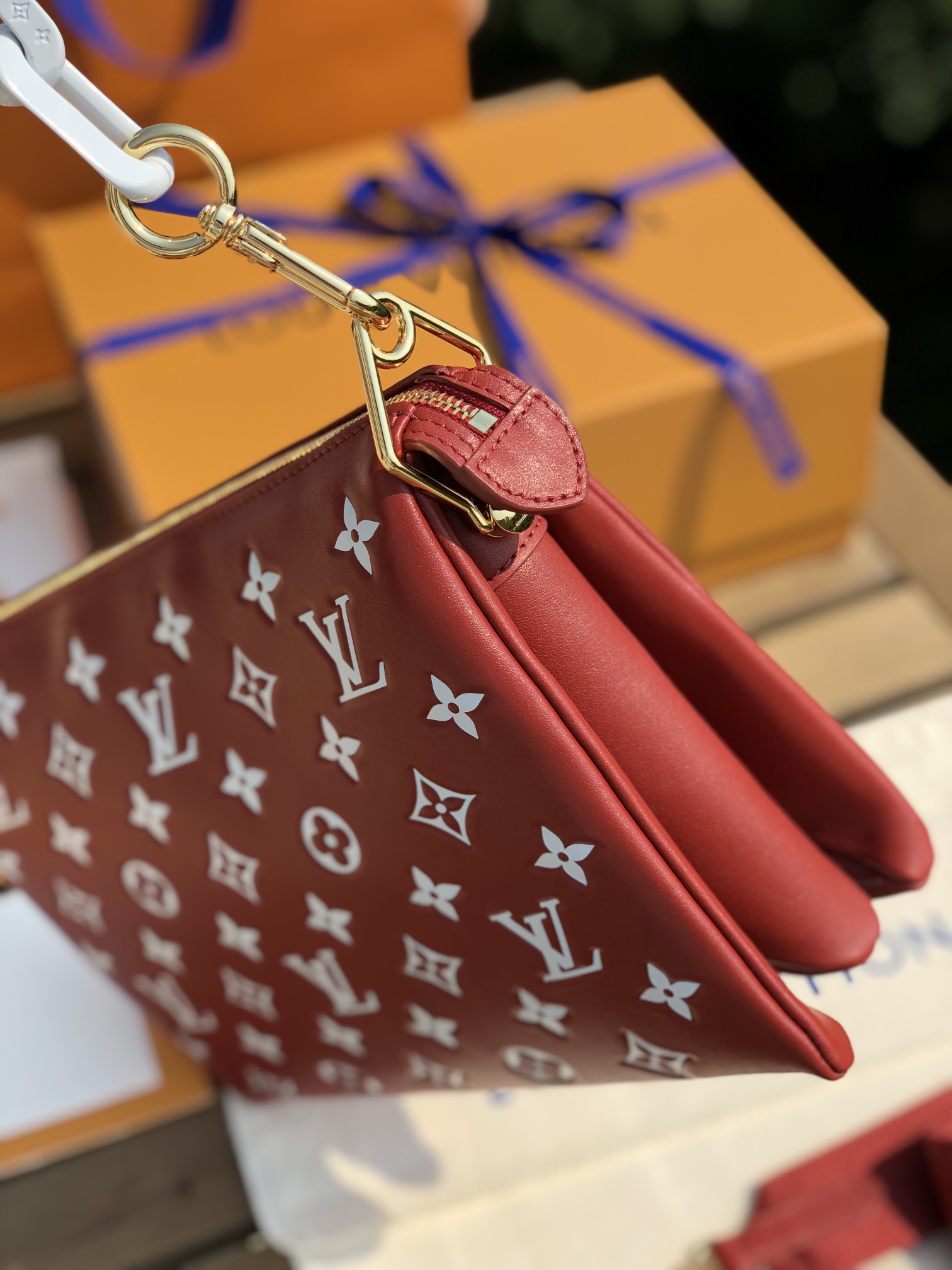 非市场普通货 进口皮料半钢五金 m20761 尺寸26*20*12cm 海外渠道到货，LV Cousin