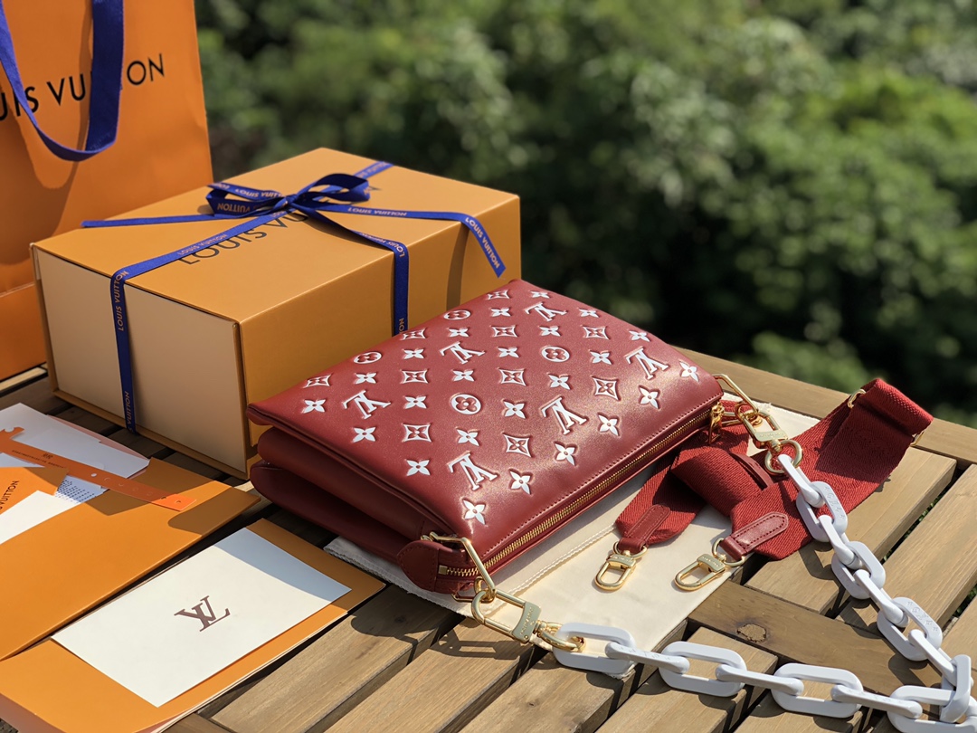 非市场普通货 进口皮料半钢五金 m20761 尺寸26*20*12cm 海外渠道到货，LV Cousin