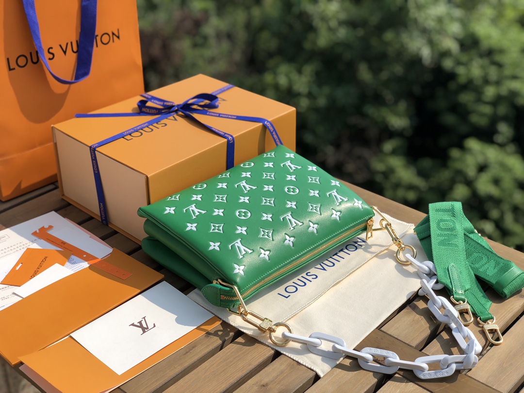 非市场普通货 进口皮料半钢五金 m20760 尺寸26*20*12cm 海外渠道到货，LV Cousin