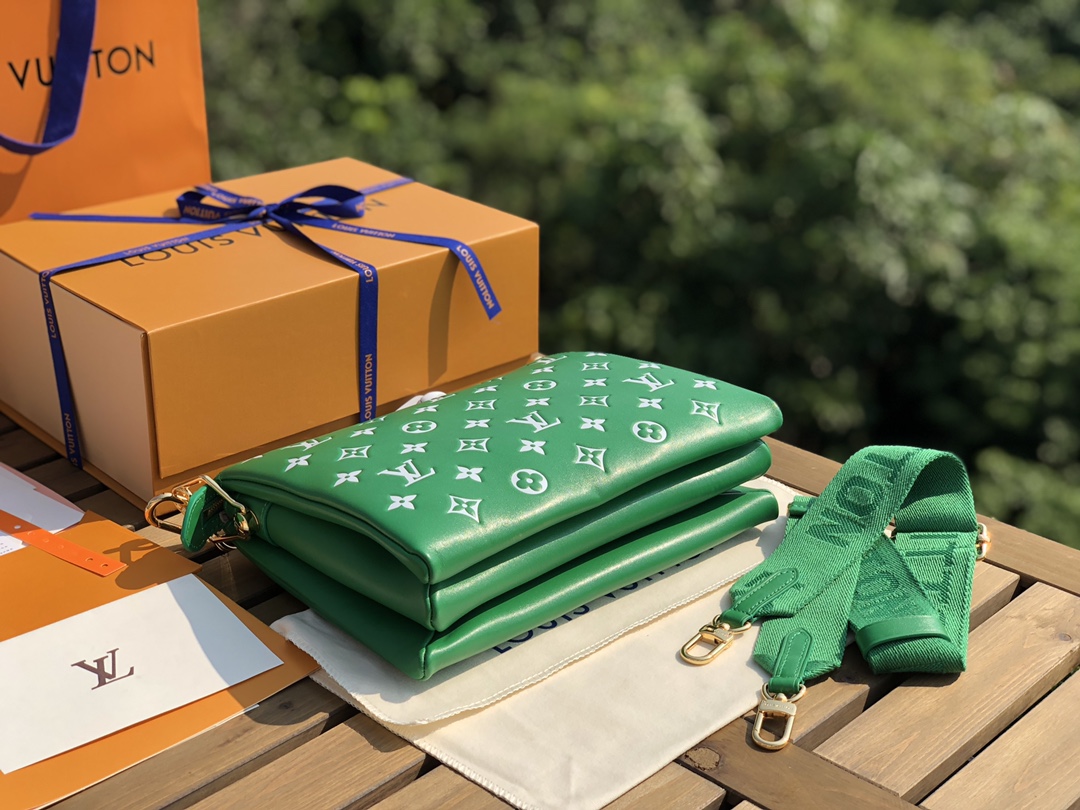 非市场普通货 进口皮料半钢五金 m20760 尺寸26*20*12cm 海外渠道到货，LV Cousin